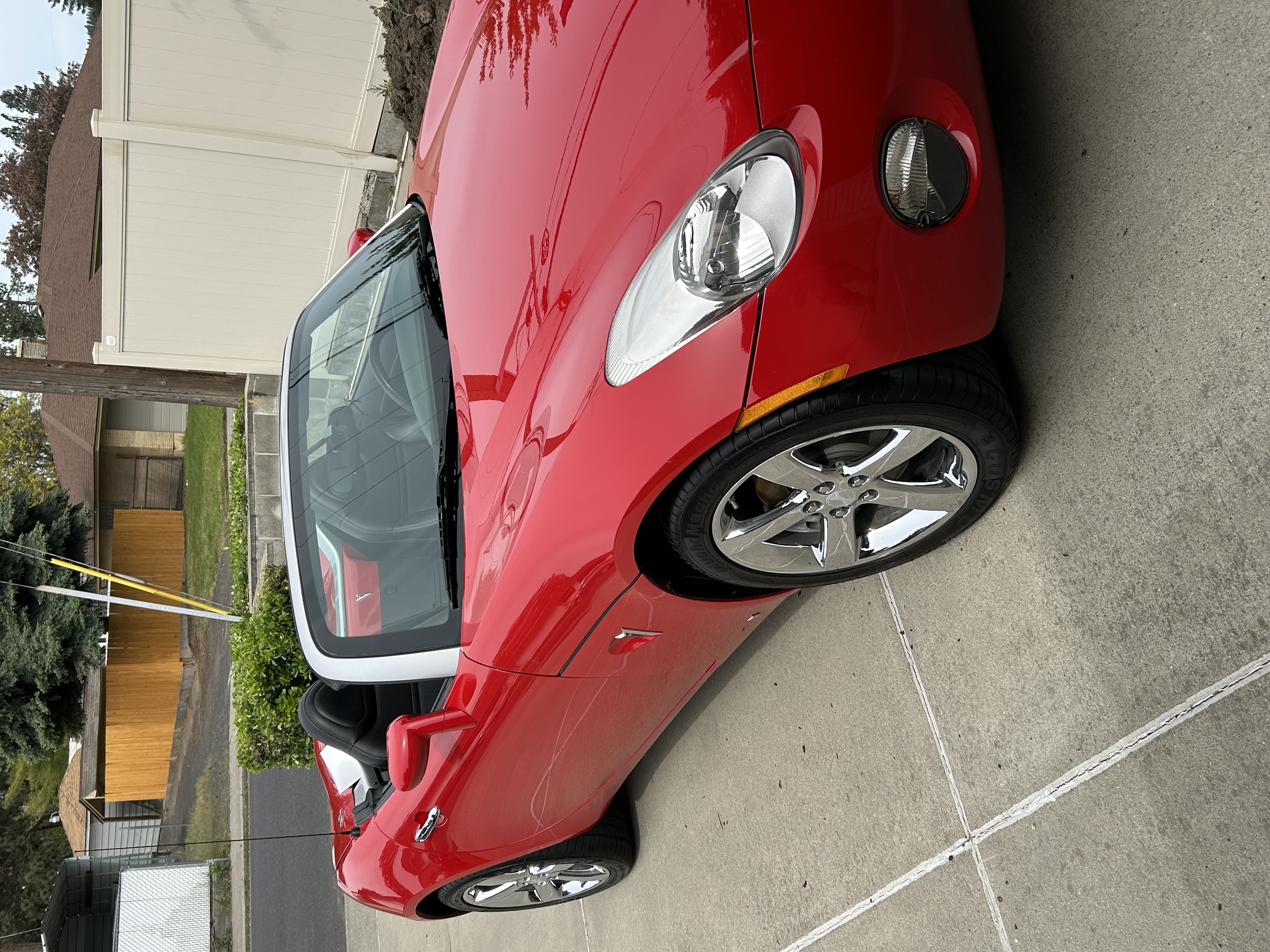 Used 2008 Pontiac Solstice Convertible w/ Premium Package