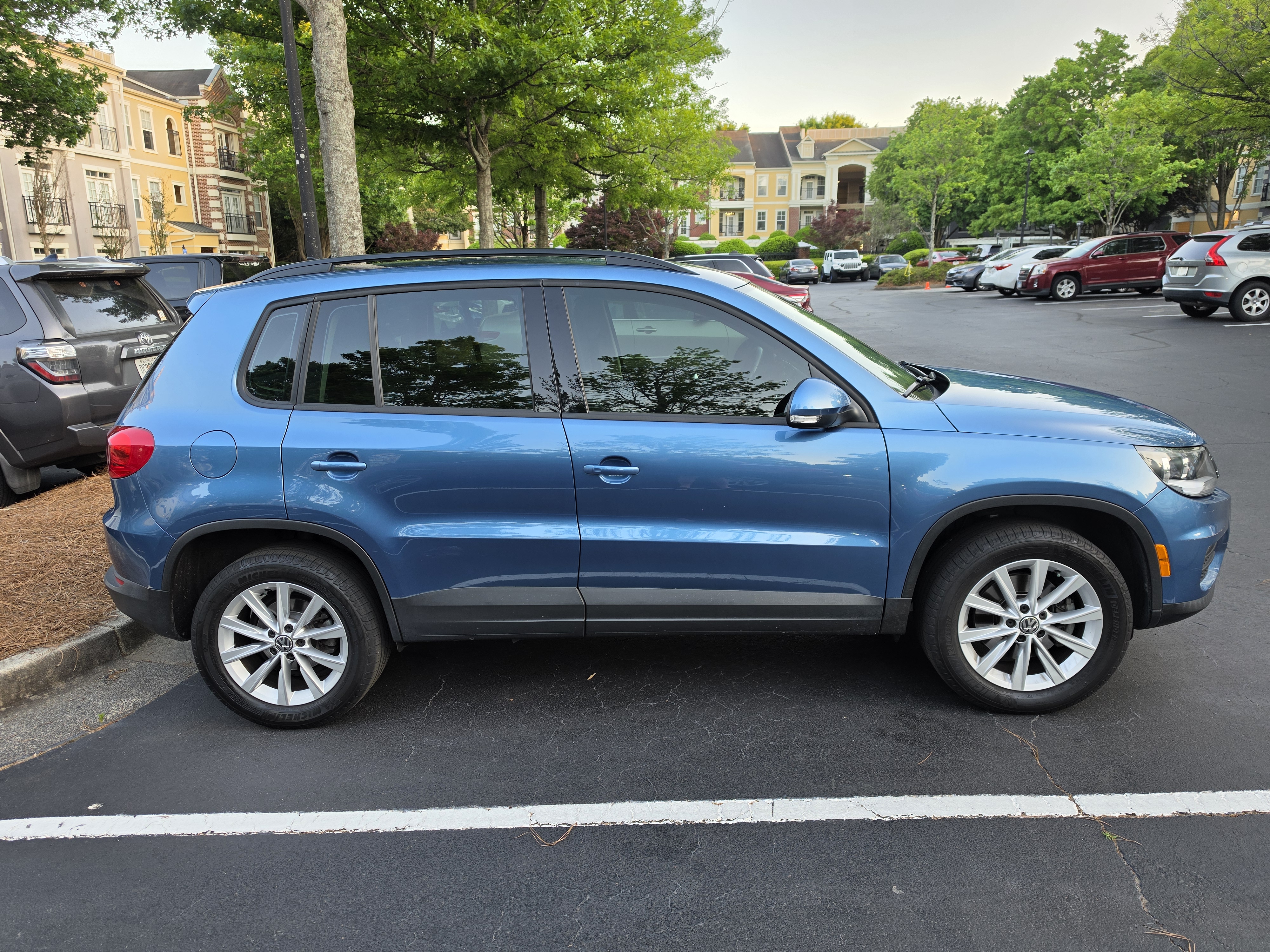 2017 Volkswagen Tiguan S