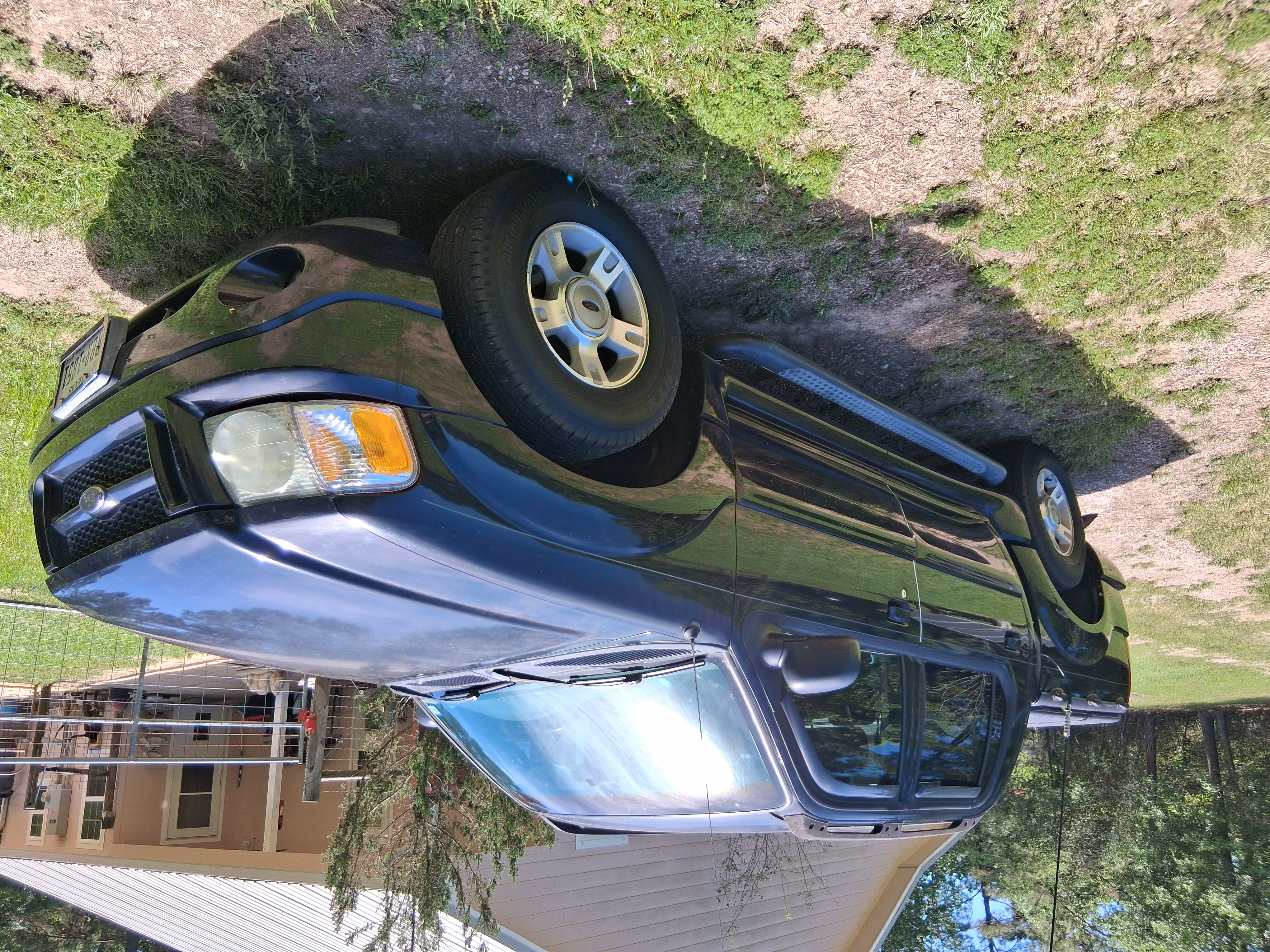 2004 Ford Explorer Sport Trac XLT