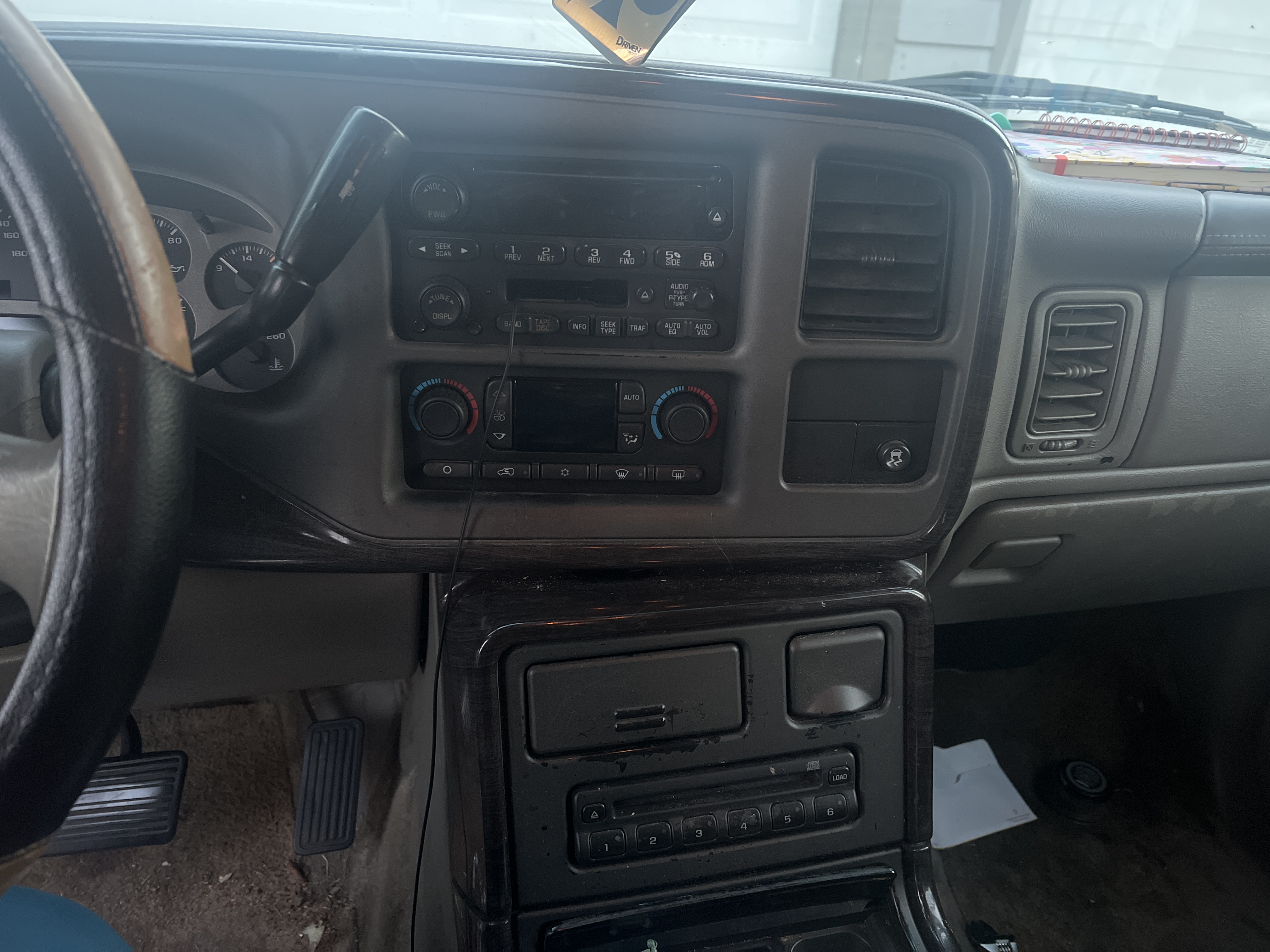 2003 GMC Yukon XL Denali