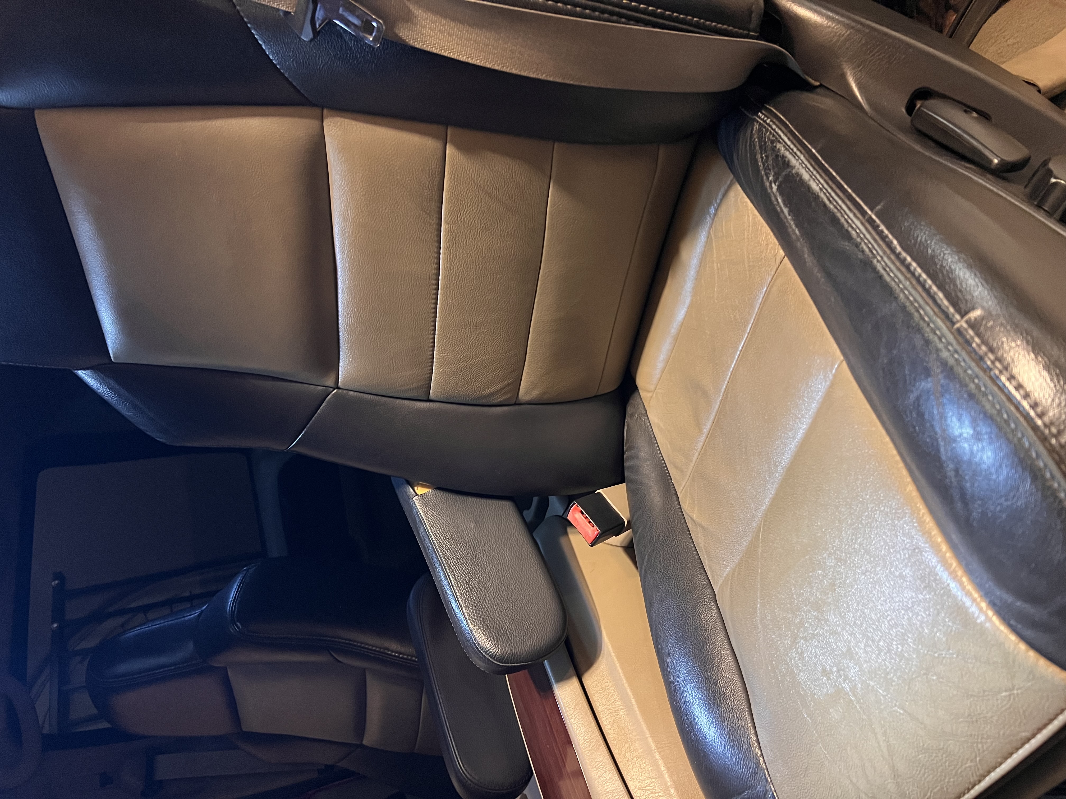 2005 Ford Excursion Eddie Bauer