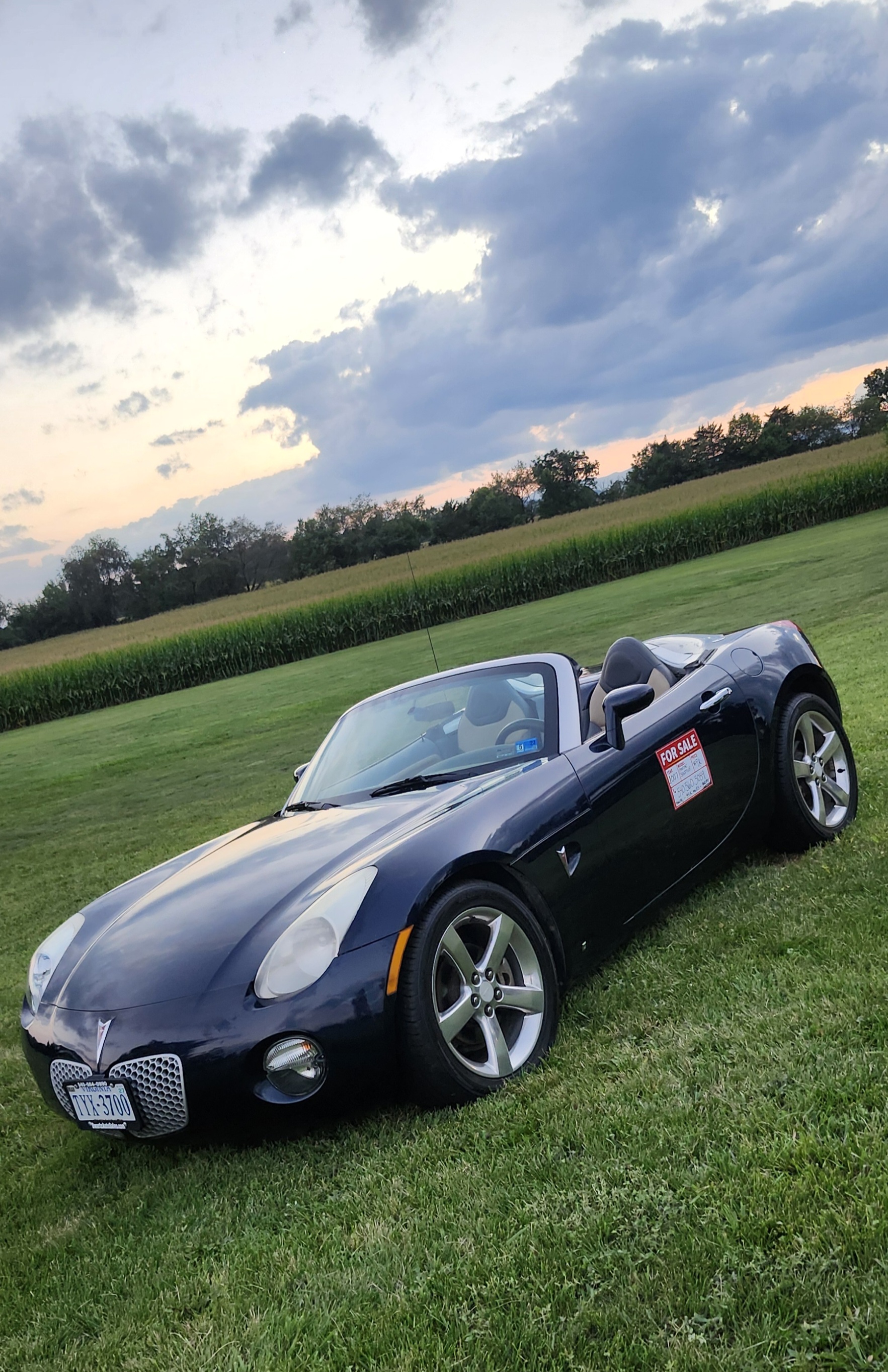 Used 2007 Pontiac Solstice Convertible w/ Premium Package