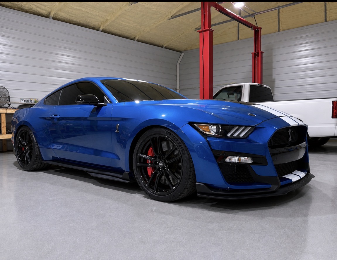 Used 2021 Ford Mustang Shelby GT500 w/ Technology Package