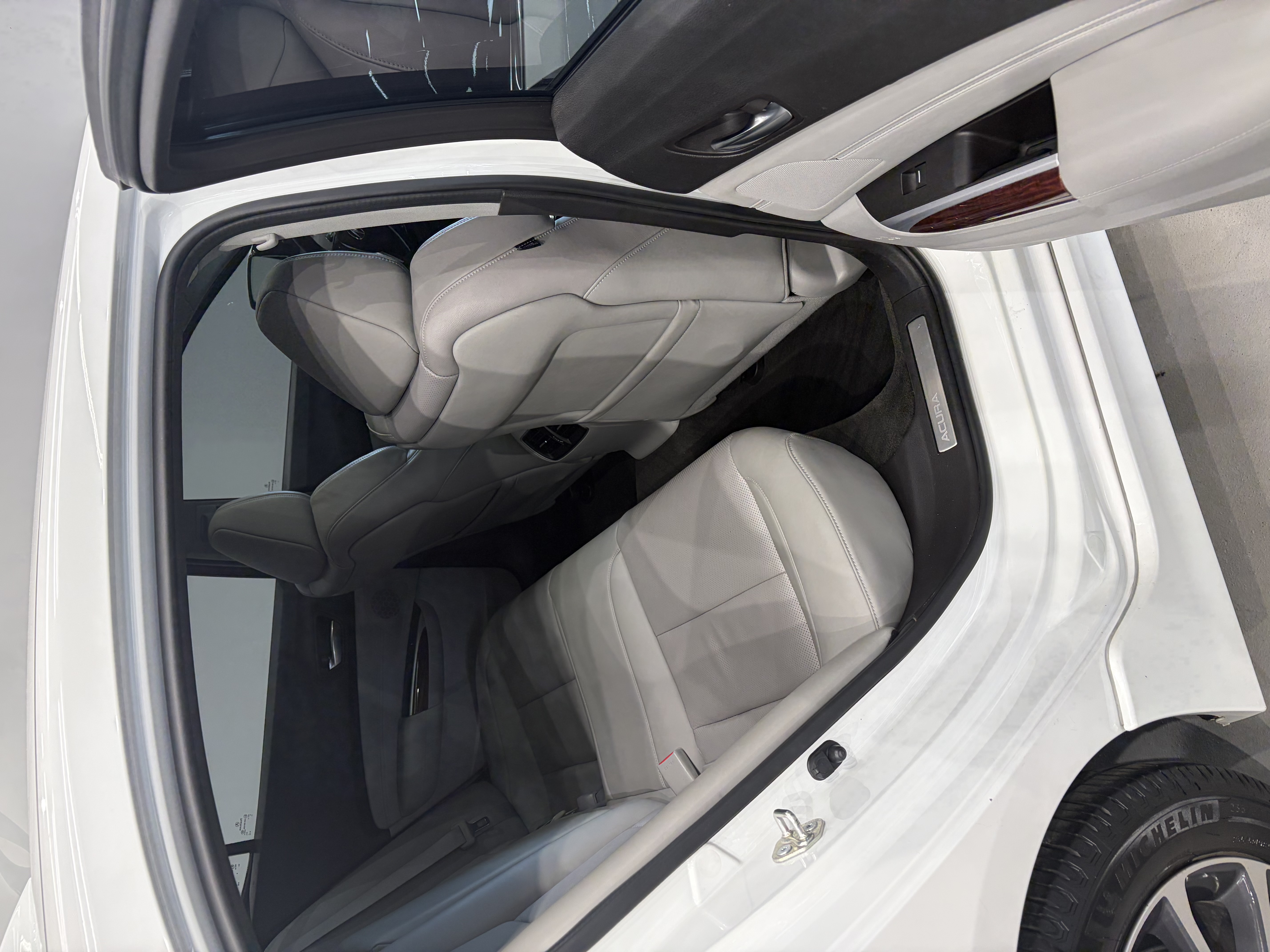 2015 Acura TLX V6 SH-AWD w/ Advance Package