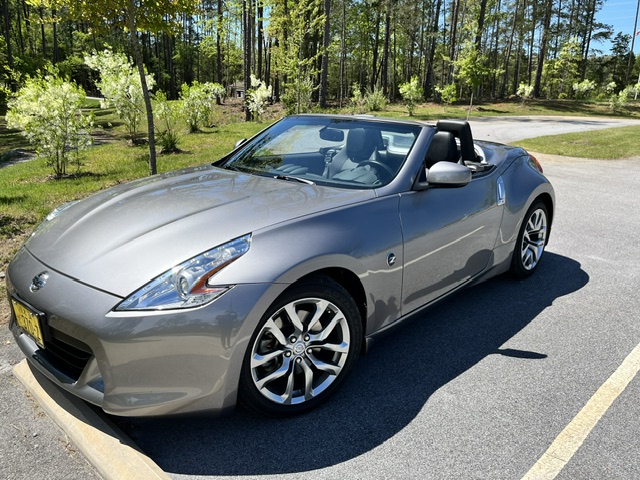 Used 2010 Nissan 370Z Touring