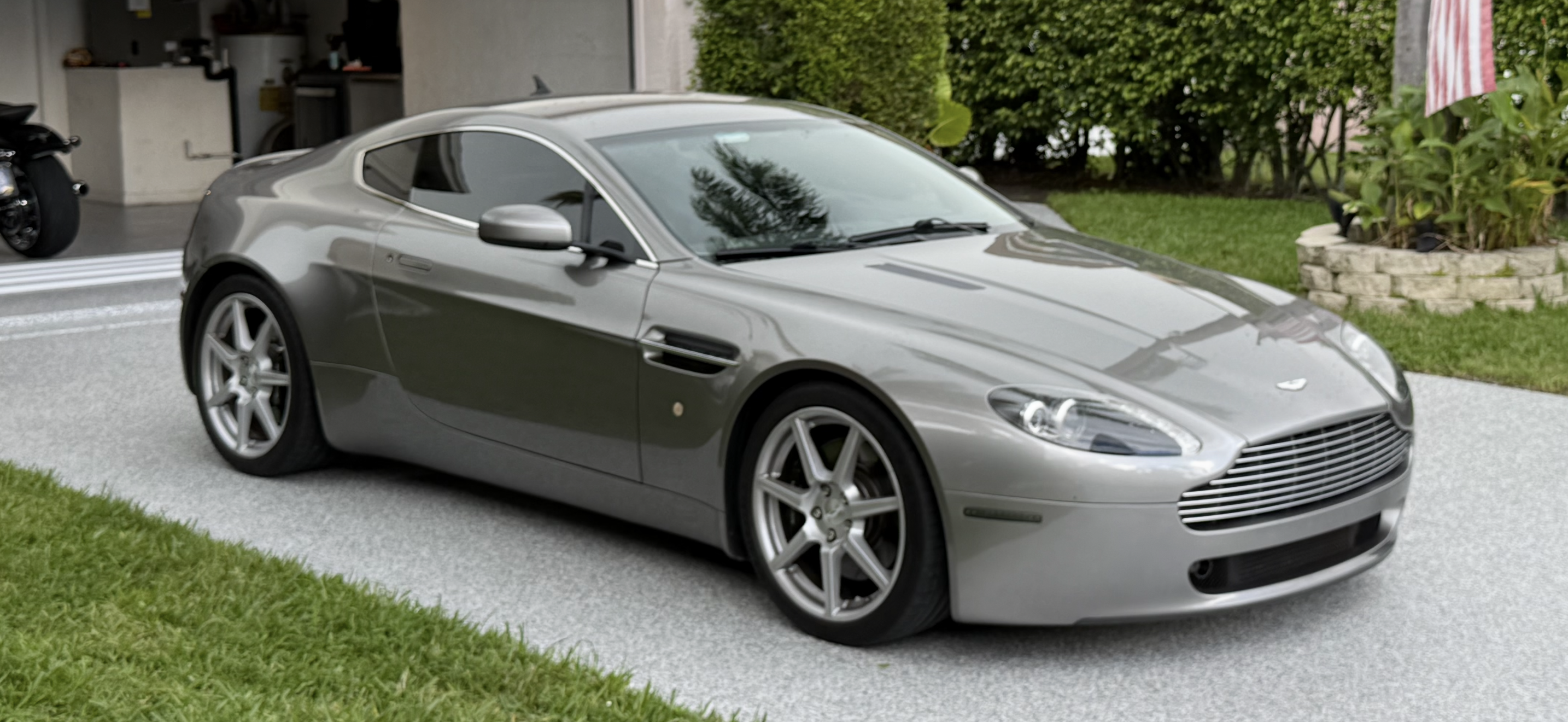 Used 2006 Aston Martin V8 Vantage Coupe