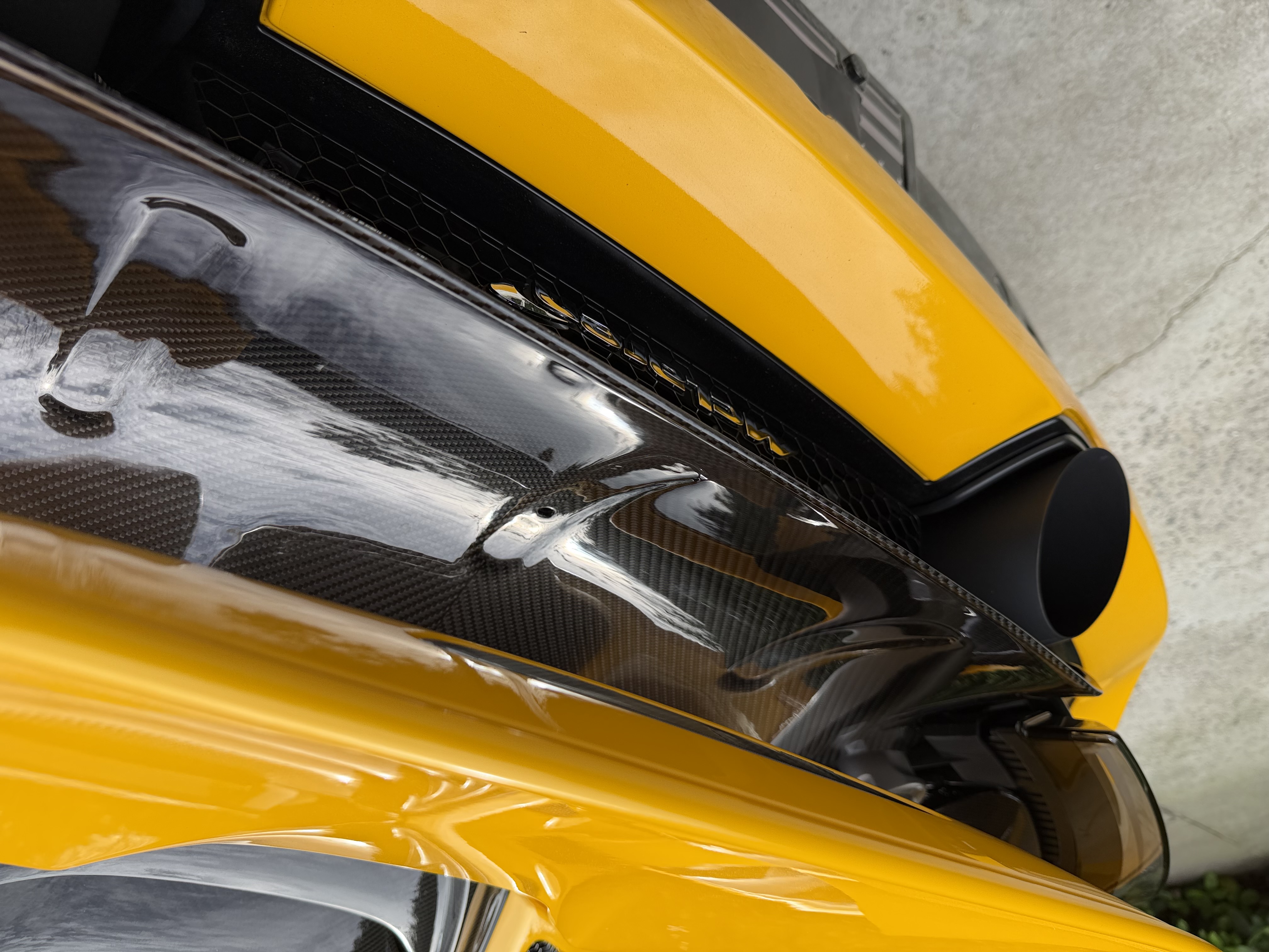 Used 2020 McLaren 720S Spider photo 12