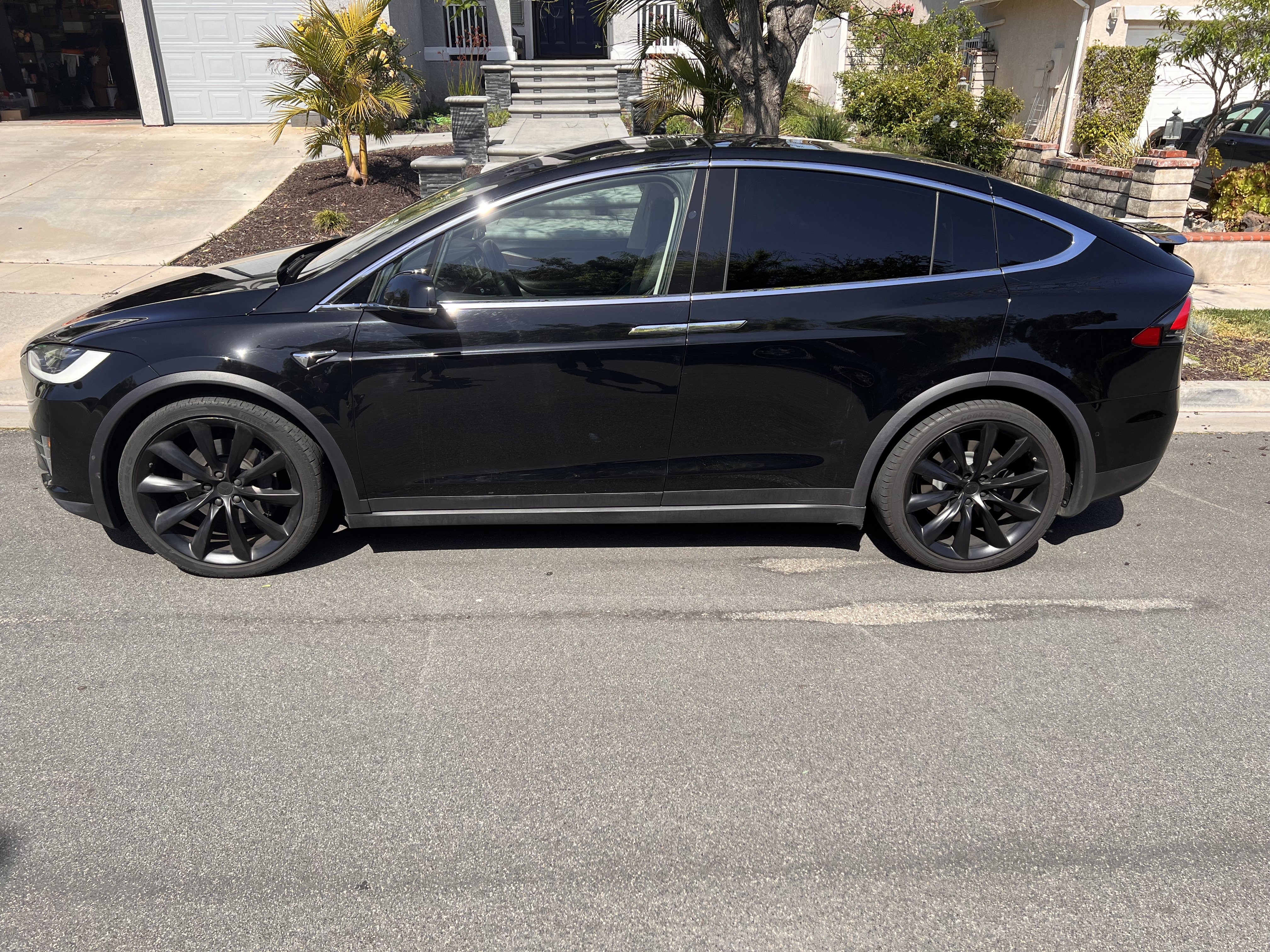 2018 Tesla Model X 75D
