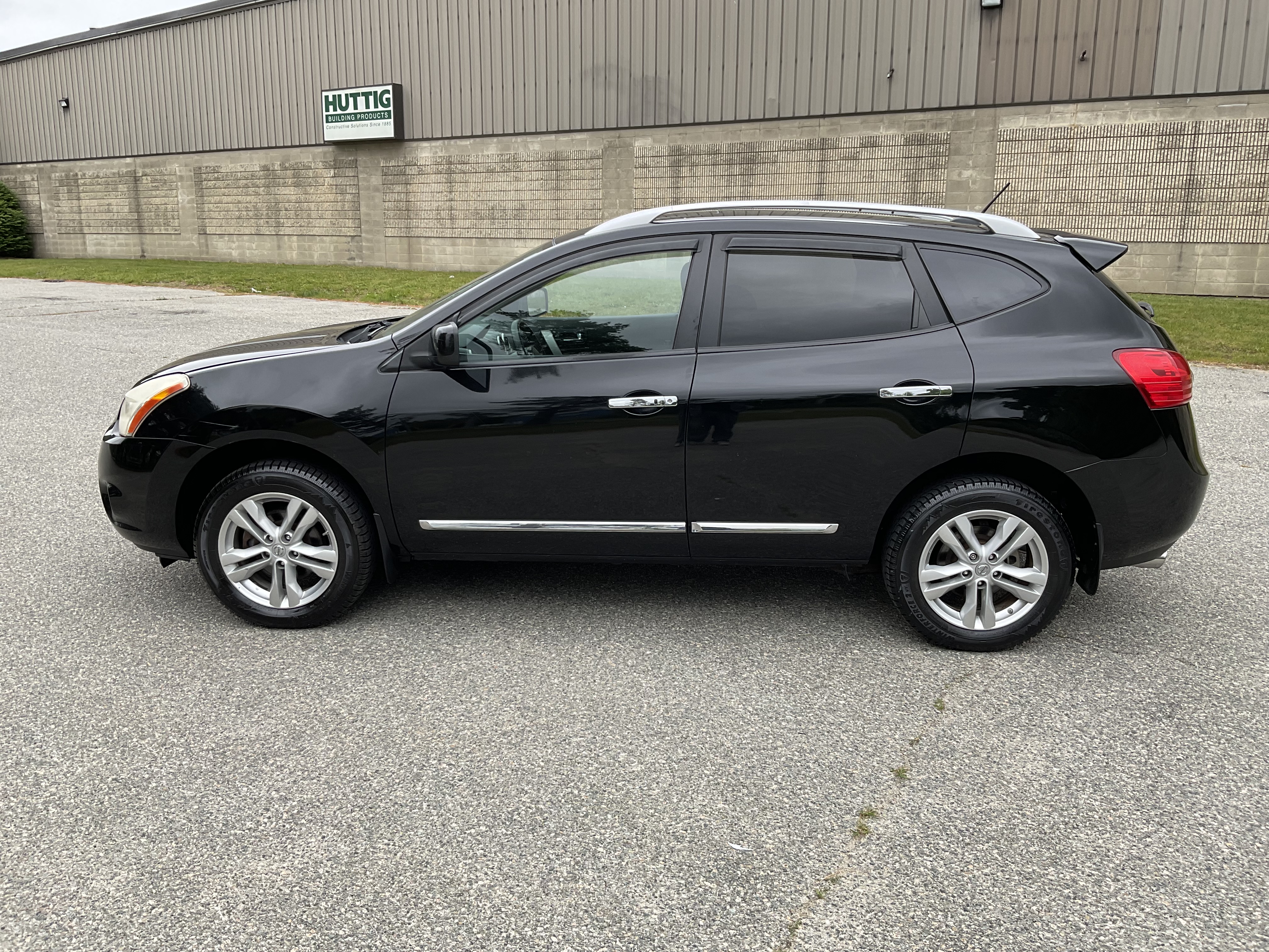 nissan rogue 2012 black