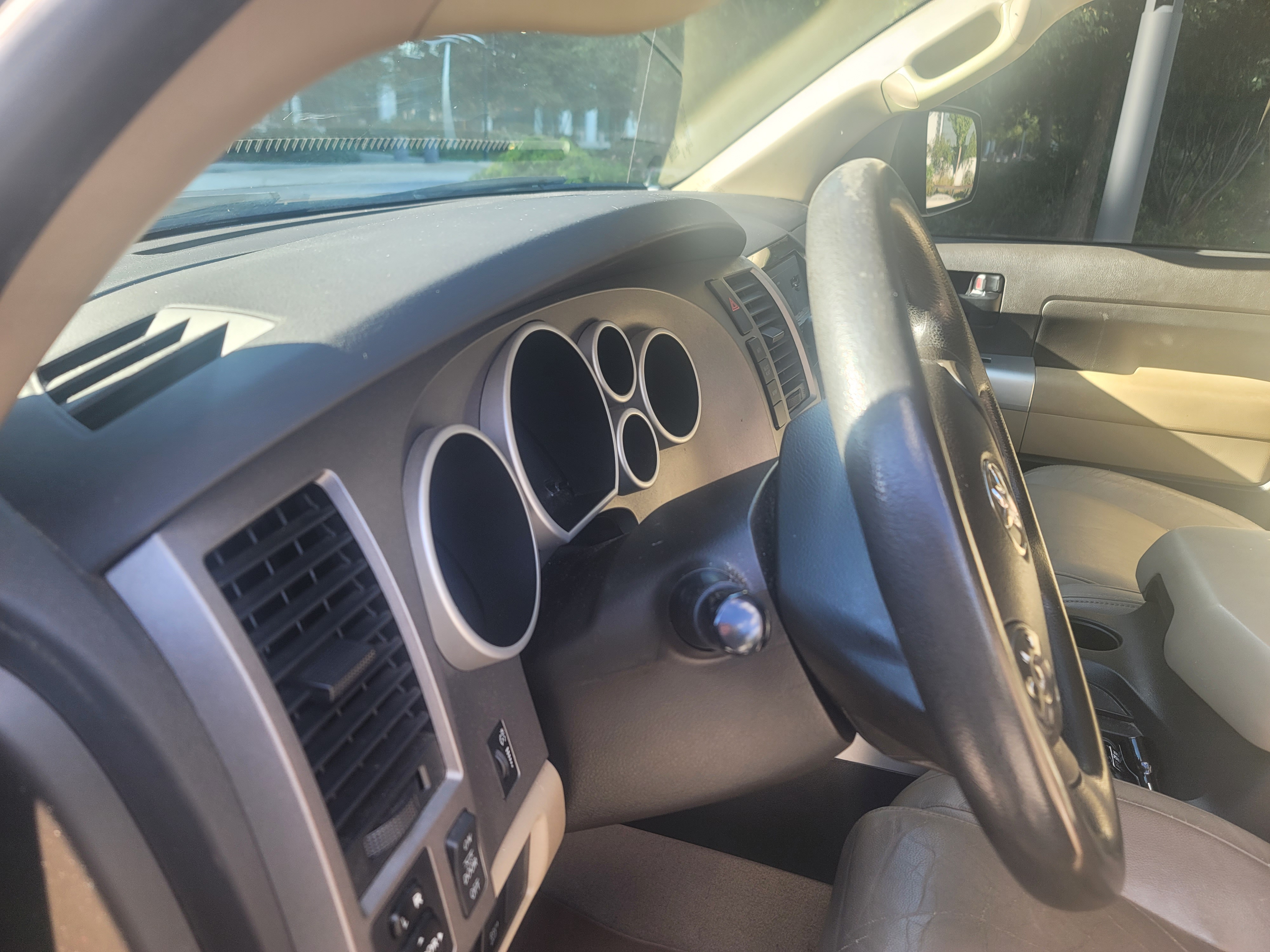 2010 Toyota Tundra 2WD CrewMax