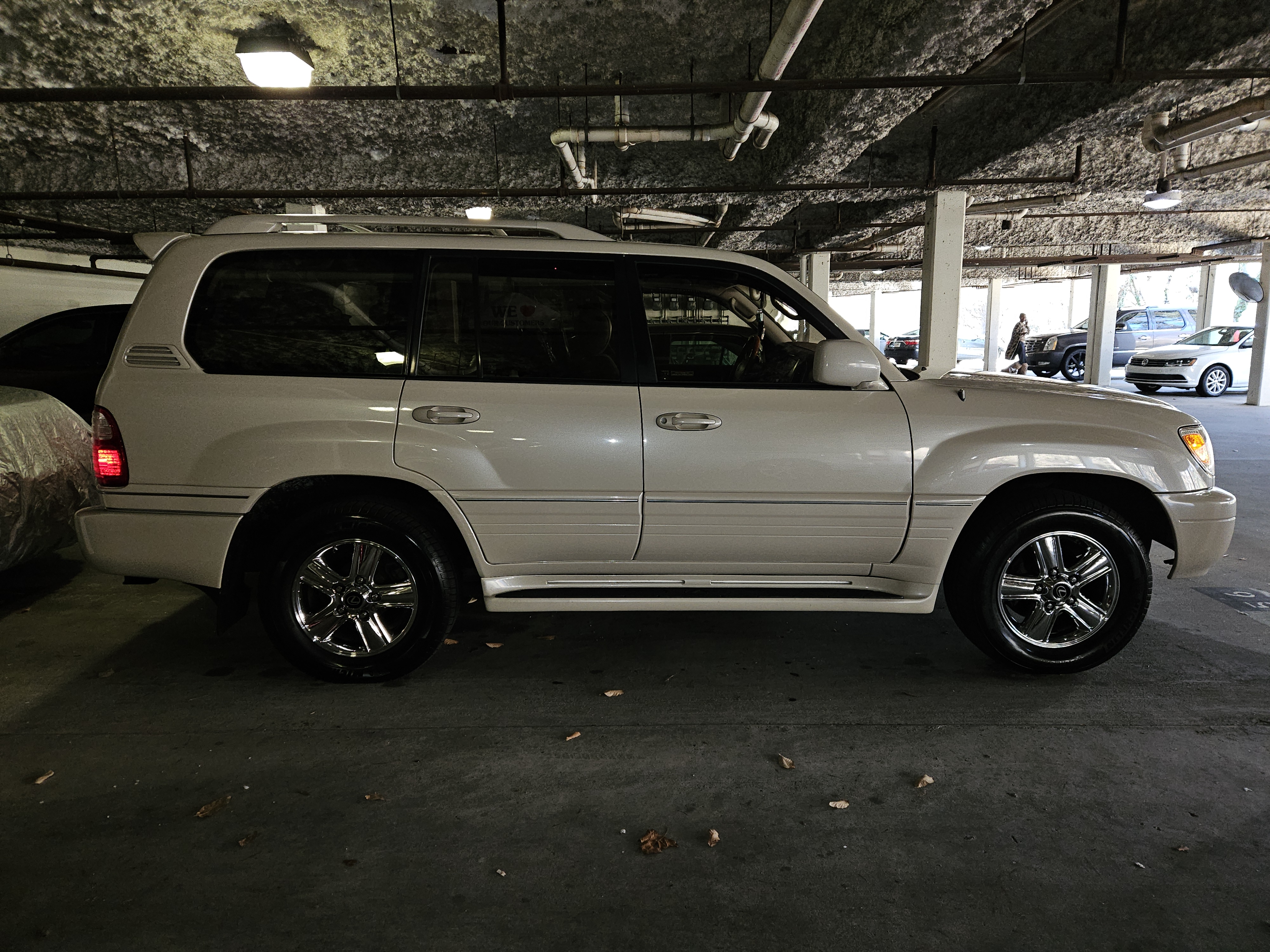 2003 Lexus LX 470 4WD