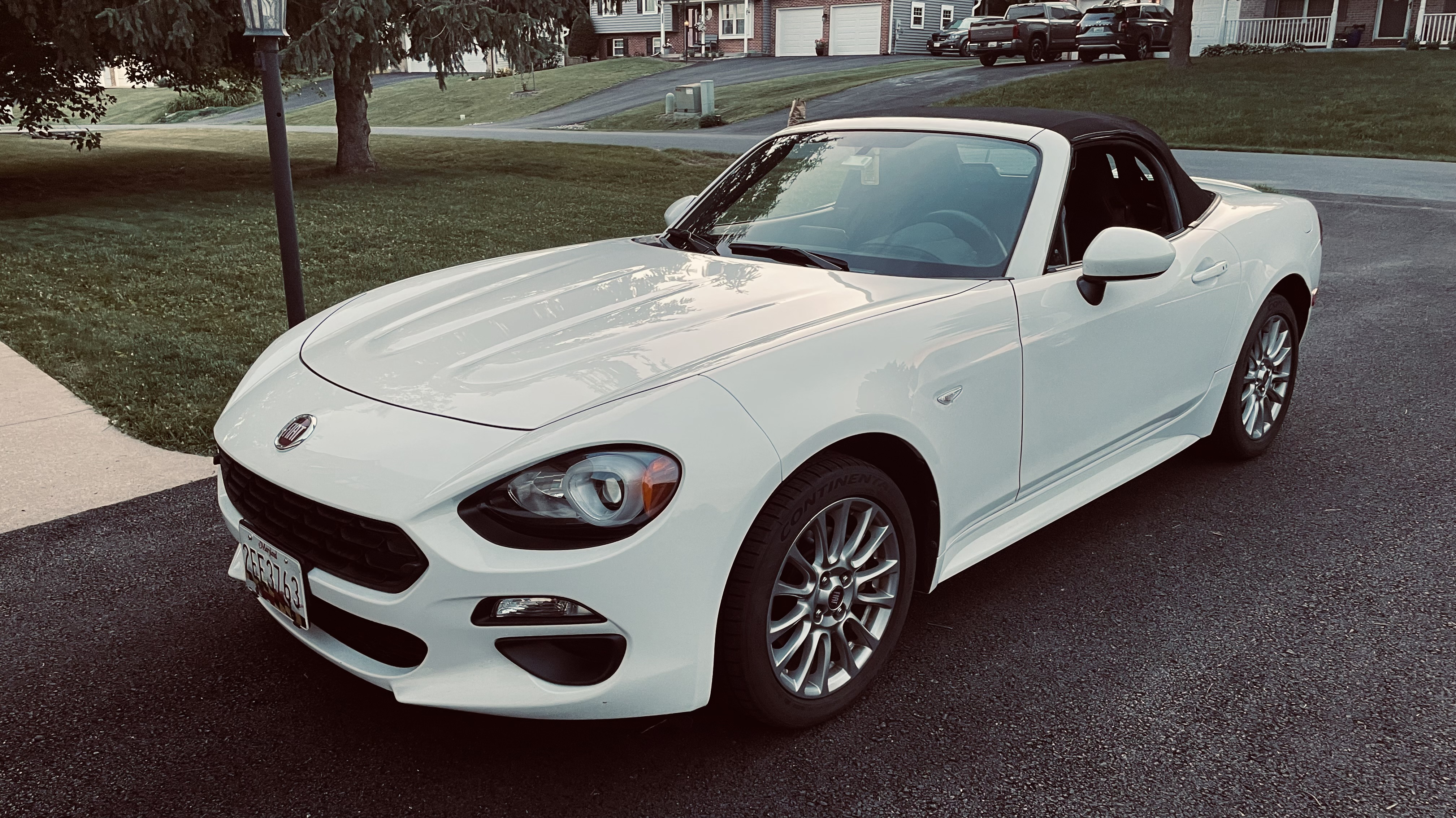 Used 2019 FIAT 124 Spider Classica w/ Technology Group