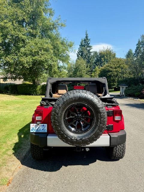 2011 Jeep Wrangler Unlimited Sahara