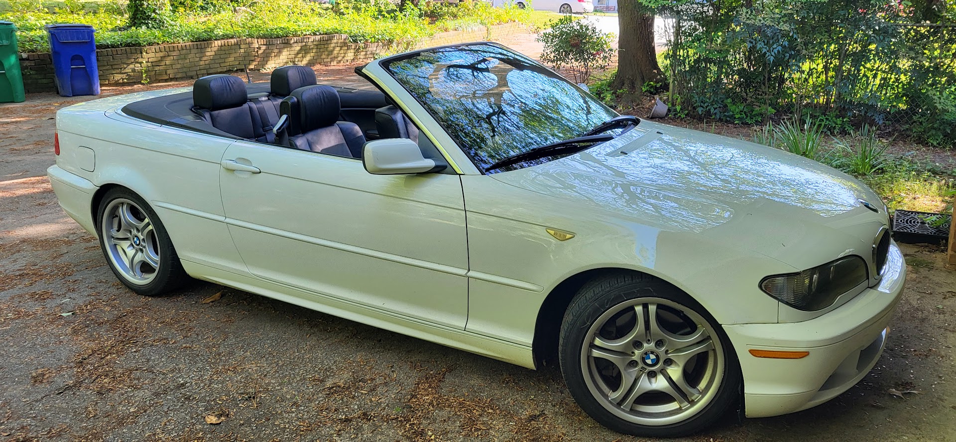 2005 BMW 330Ci 330Ci Convertible 2D