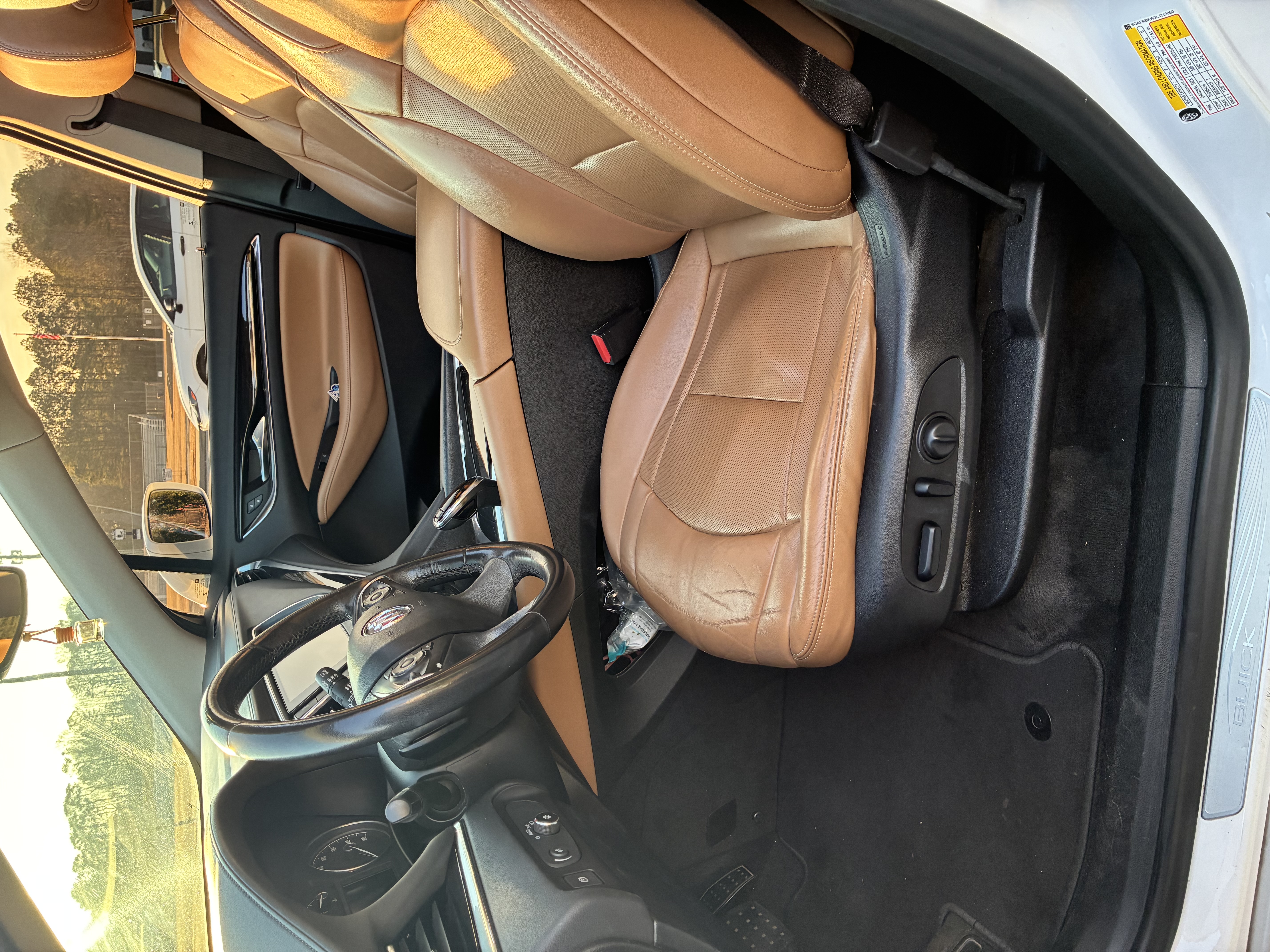 2020 Buick Enclave Essence