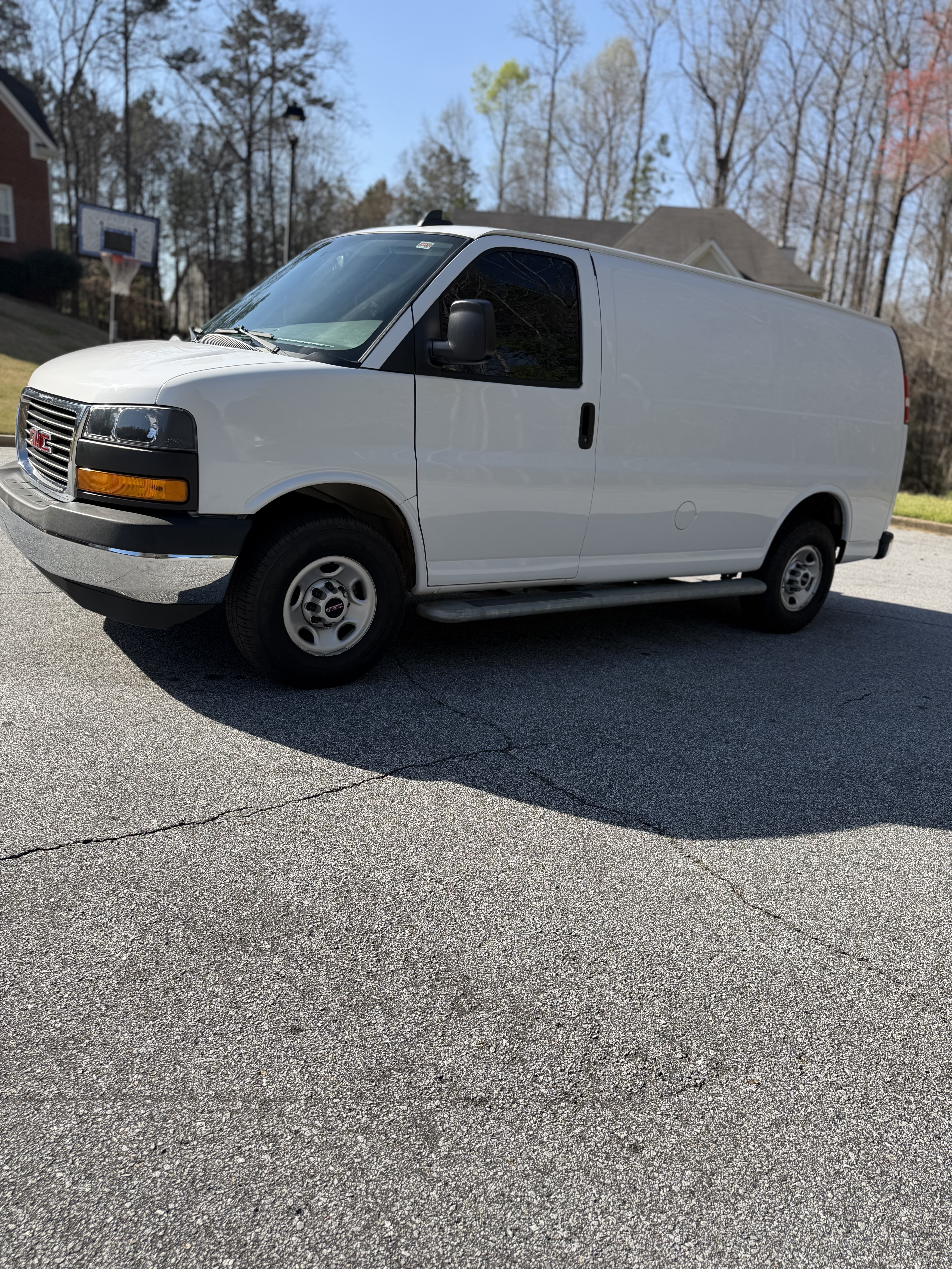 2021 GMC Savana 2500