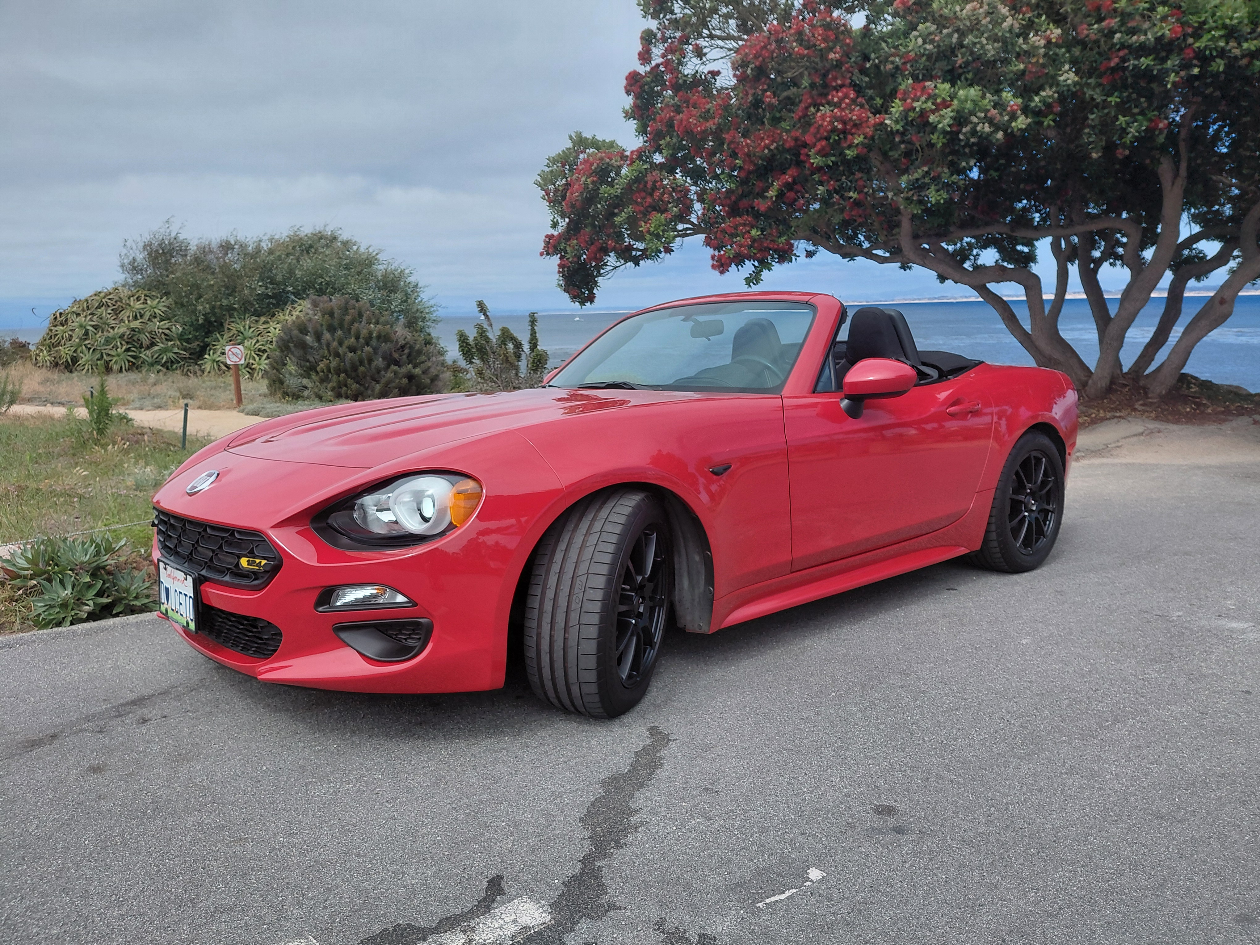 Used 2017 FIAT 124 Spider Classica