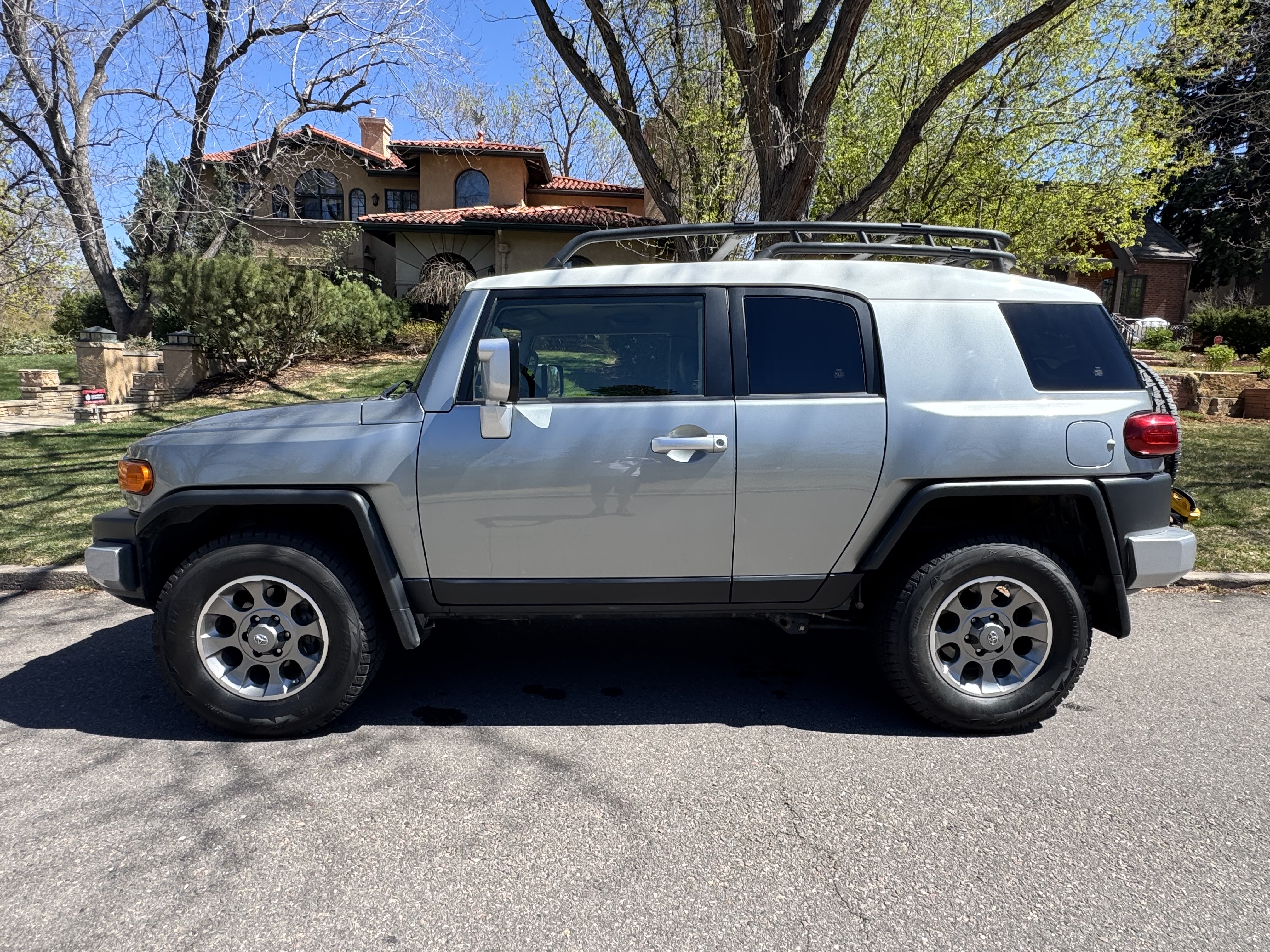 Used 2012 Toyota FJ Cruiser 4WD w/ Upgrade Pkg