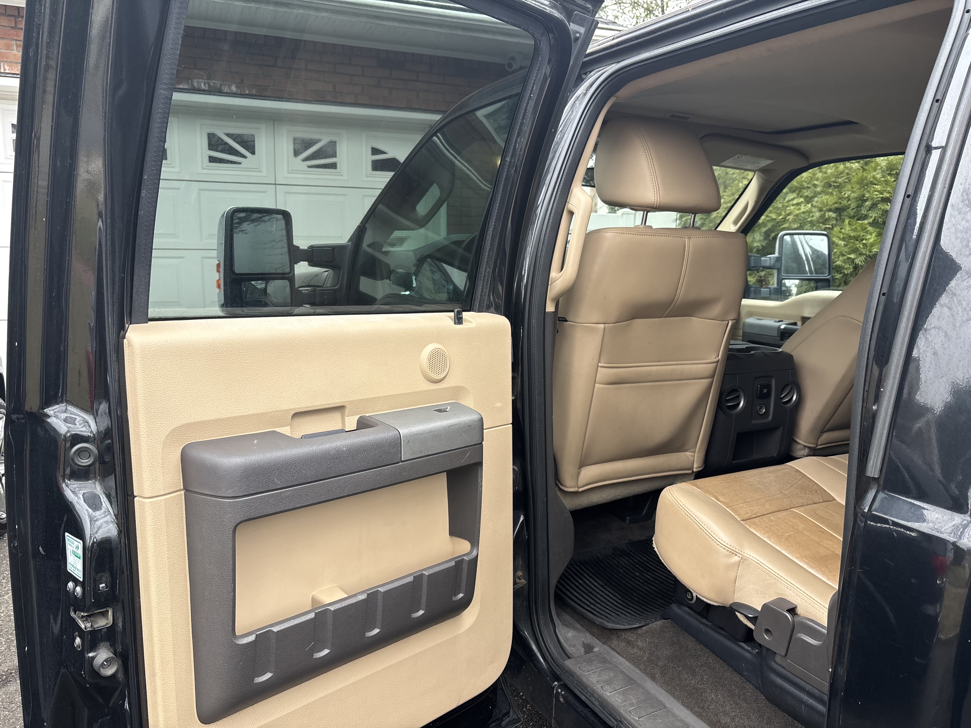 2011 Ford F350 Lariat