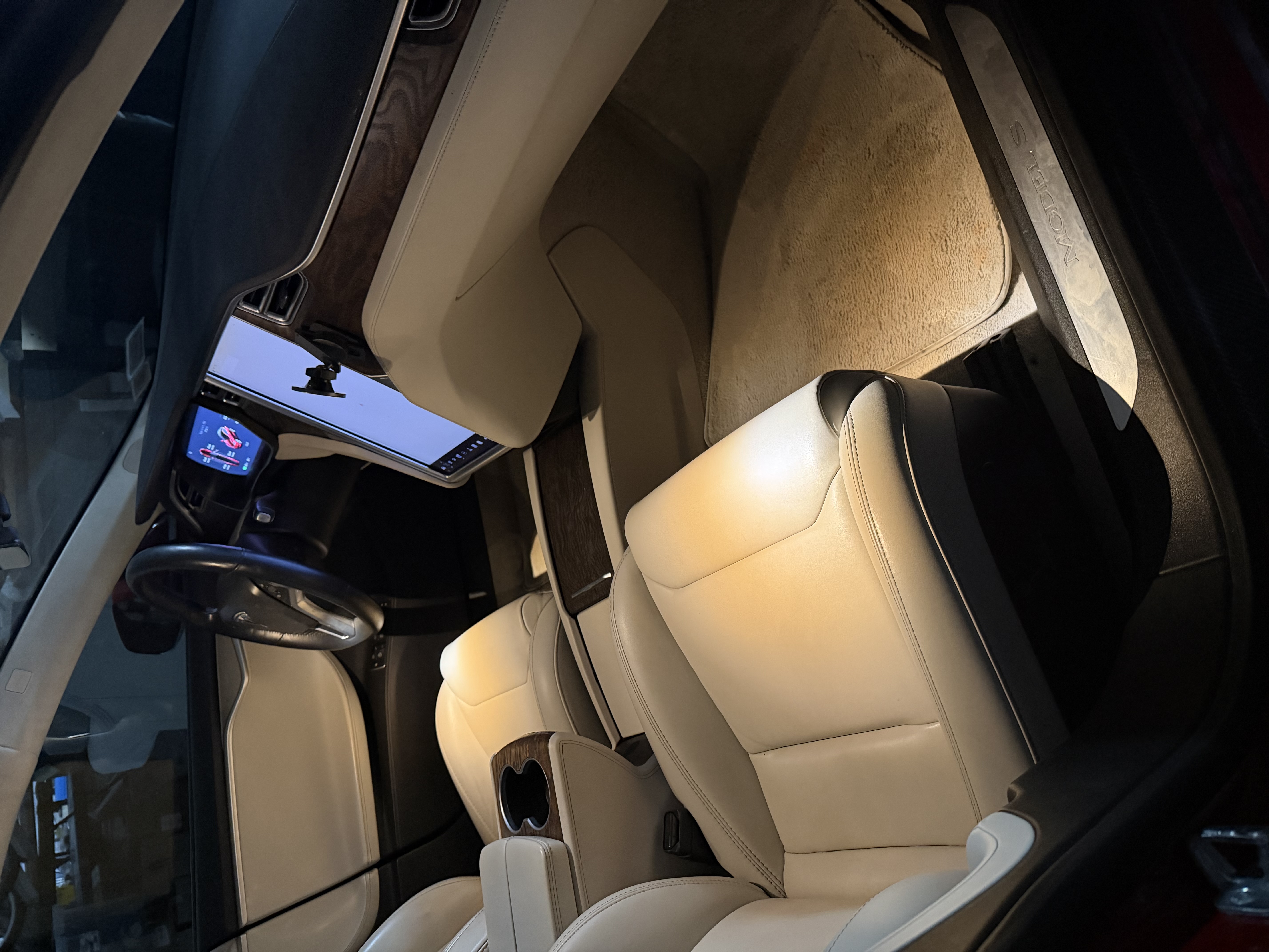 2018 Tesla Model S 75D