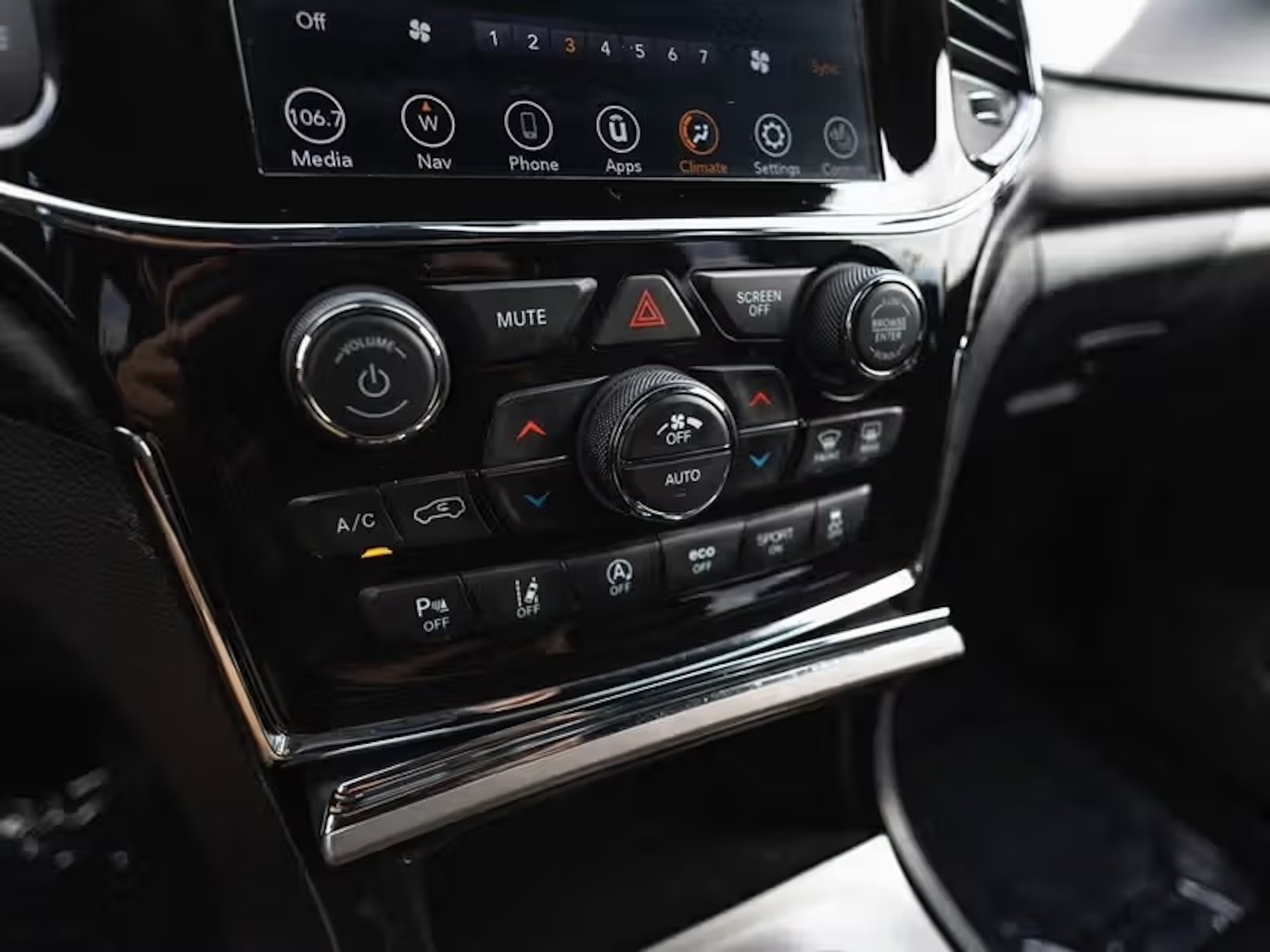 2022 Jeep Grand Cherokee Laredo X