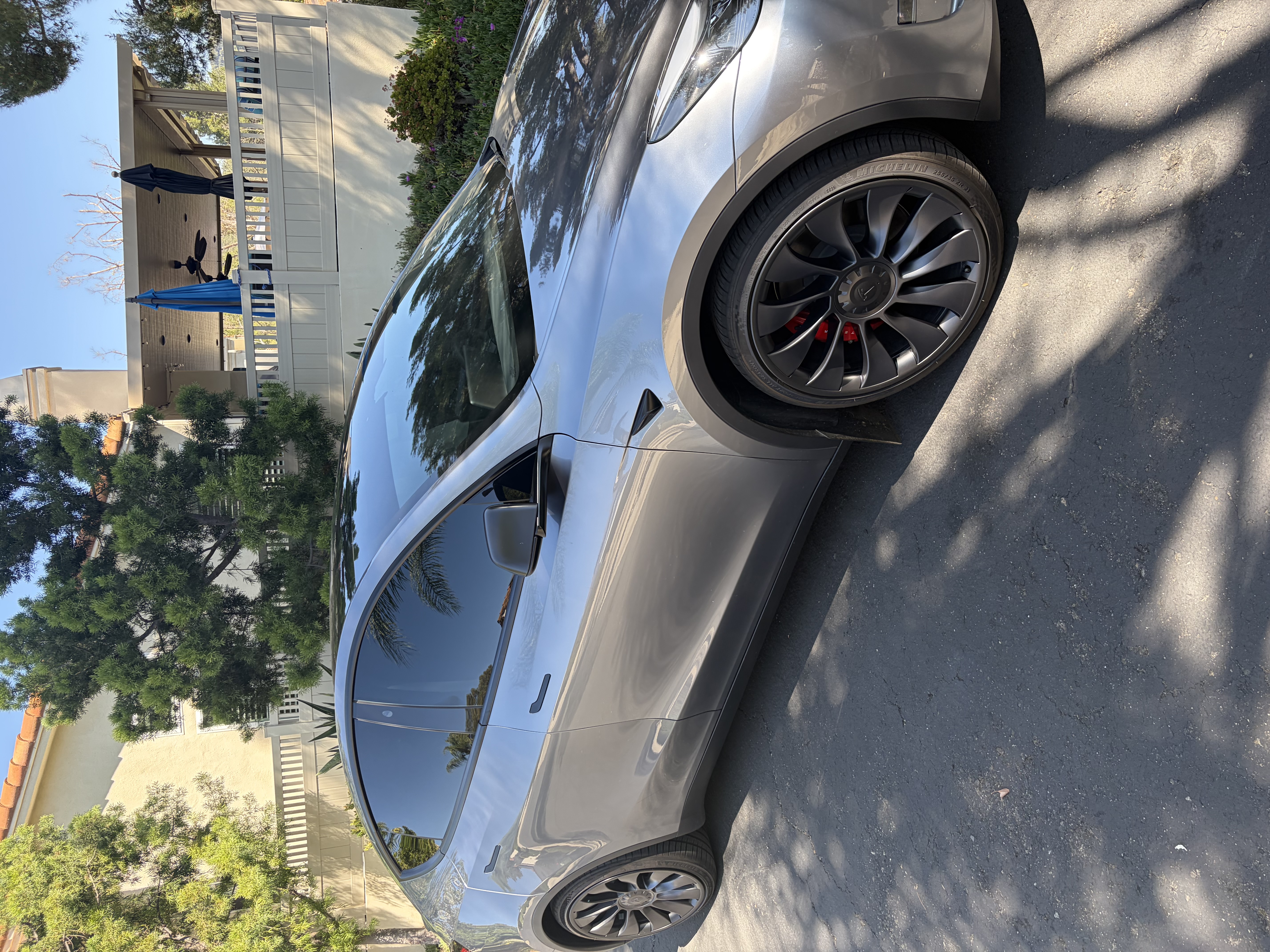 2024 Tesla Model Y Performance