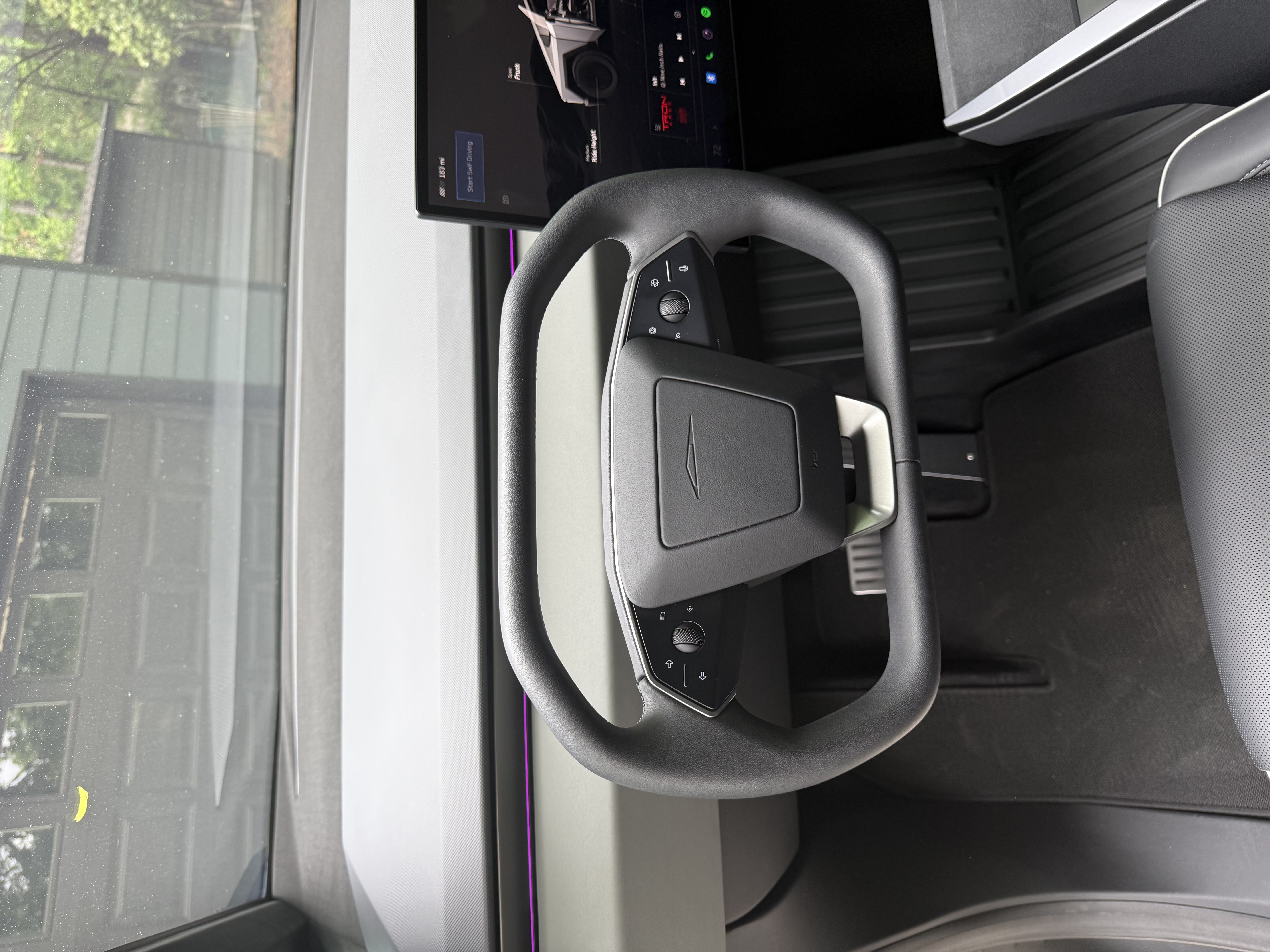 2025 Tesla Cybertruck AWD Crew Cab