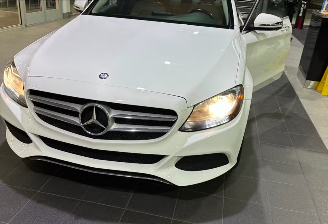 2016 Mercedes-Benz C 300 Sedan