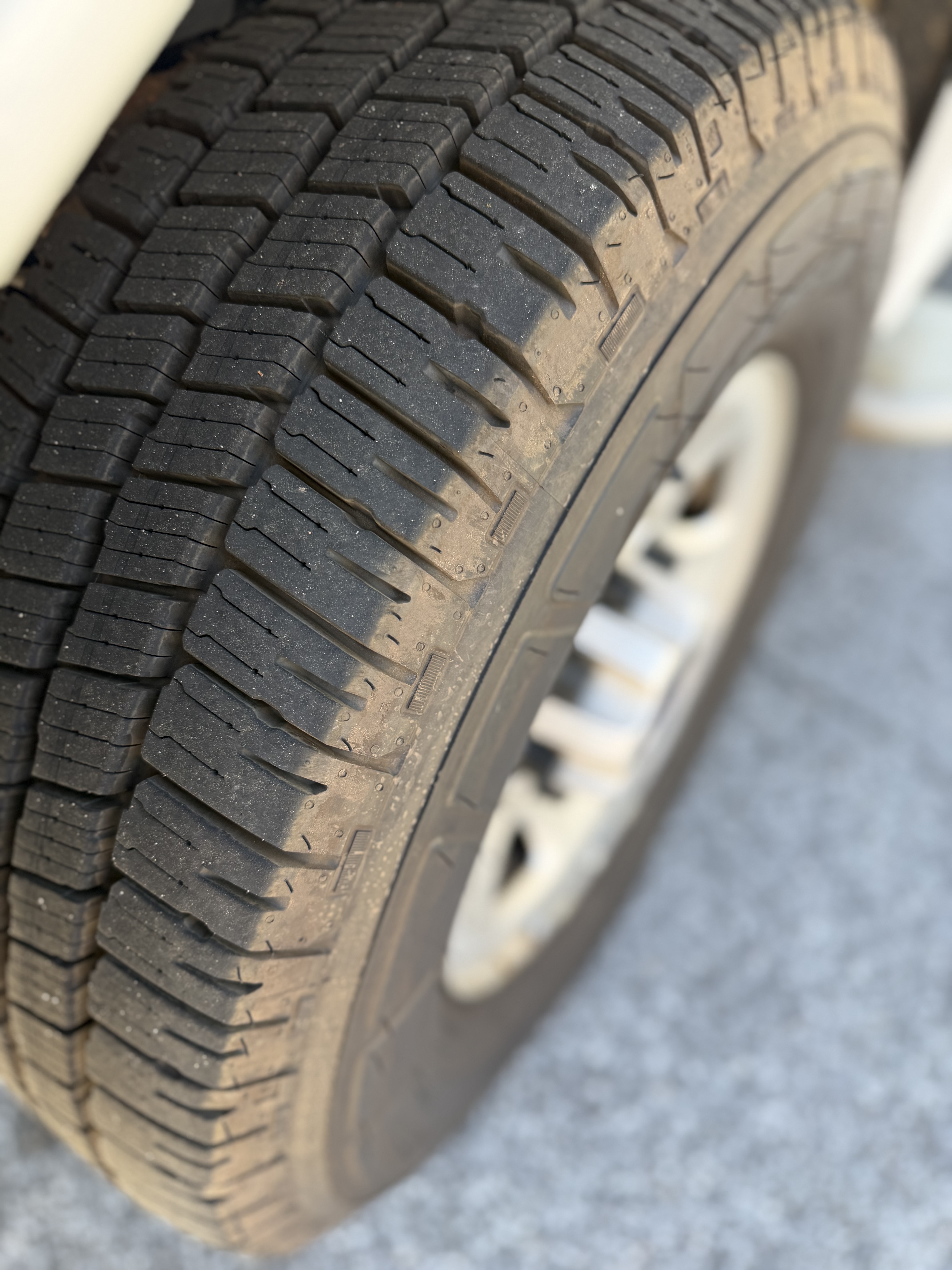 2021 GMC Savana 2500