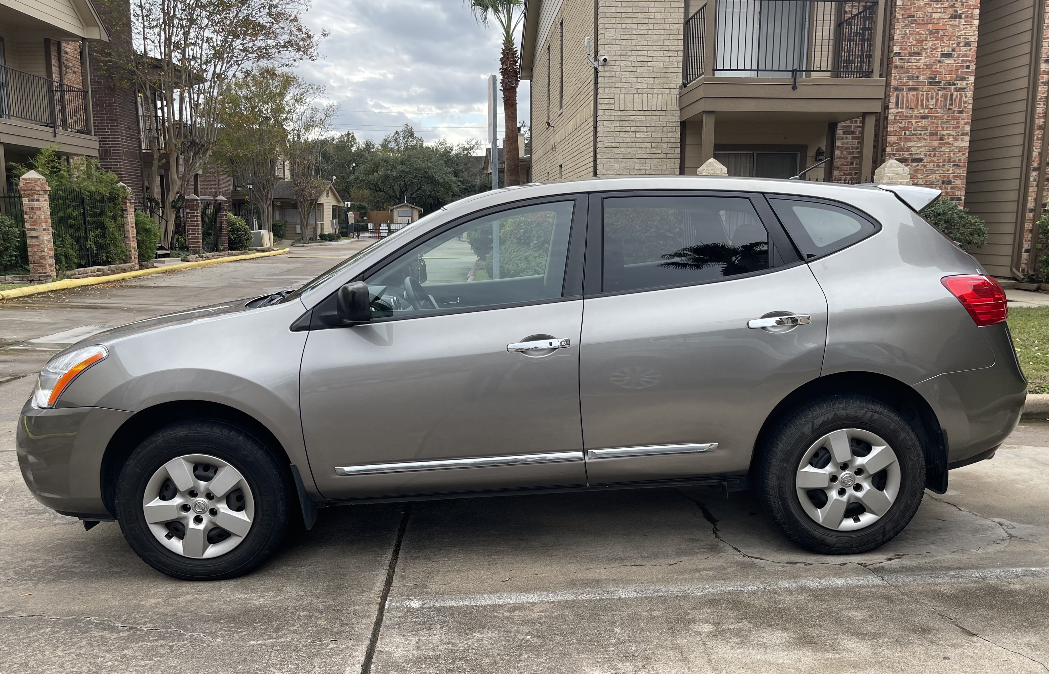 2011 Nissan Rogue S
