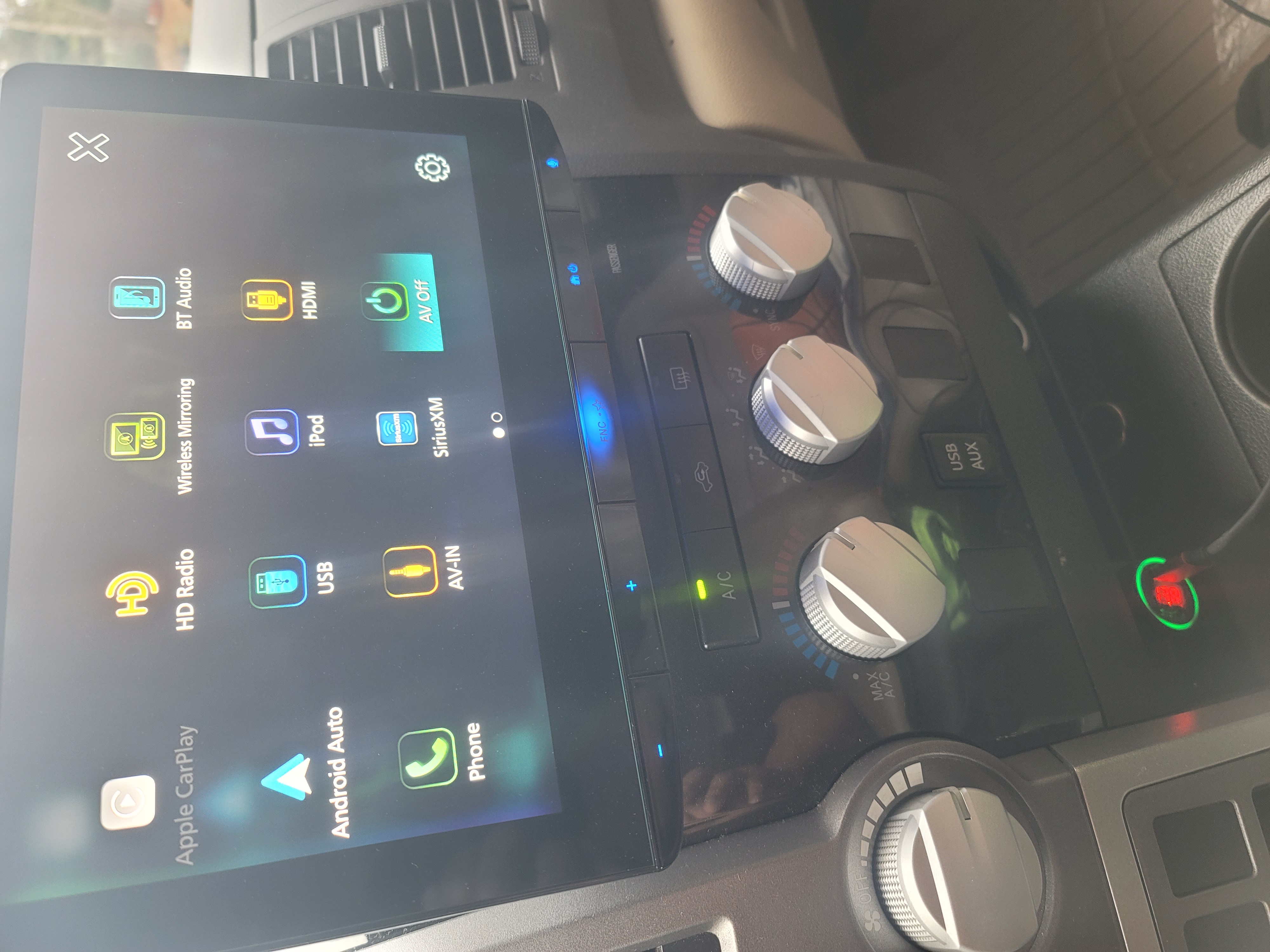 2010 Toyota Tundra 2WD CrewMax