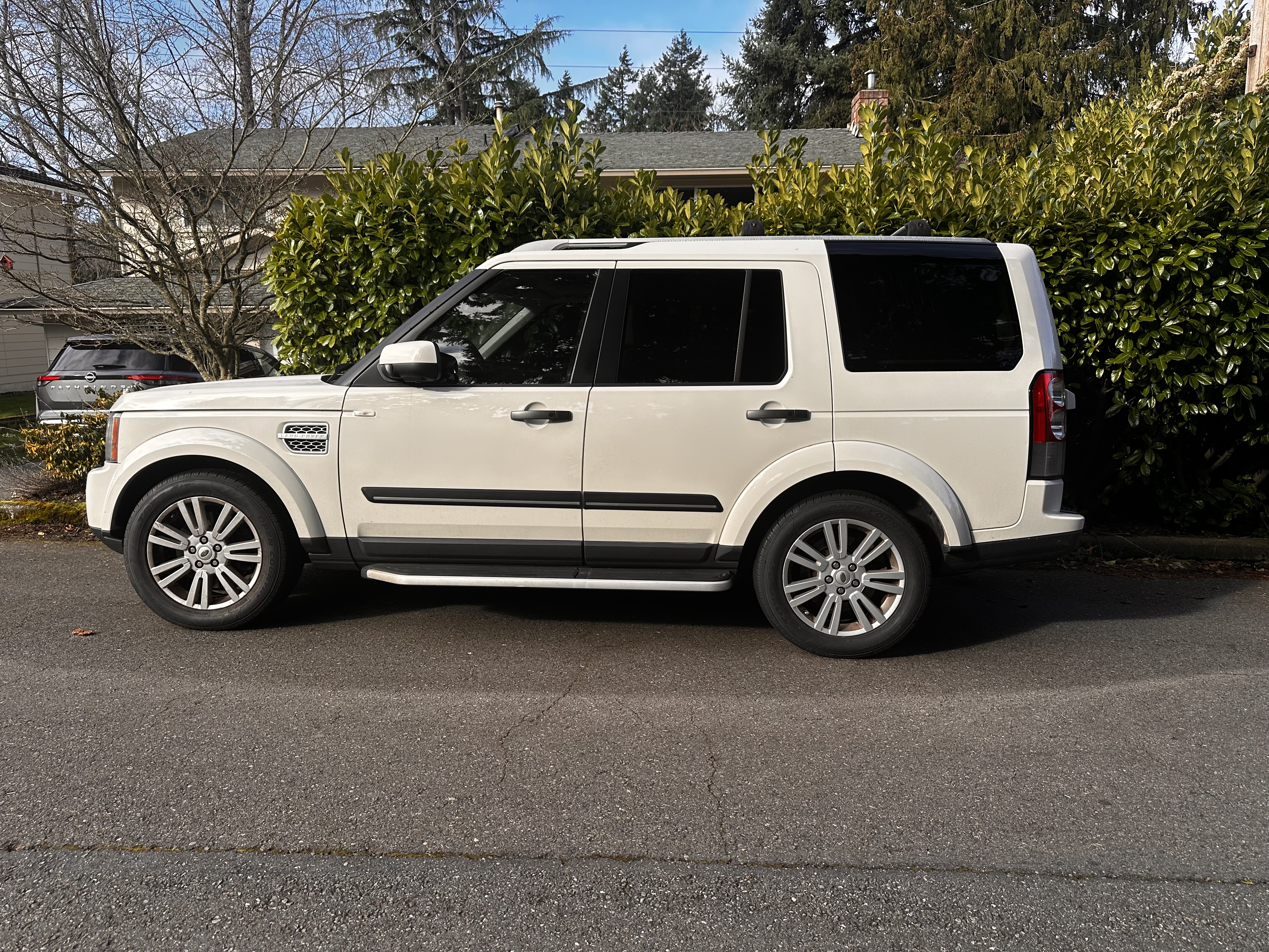 Used 2010 Land Rover LR4 HSE LUX