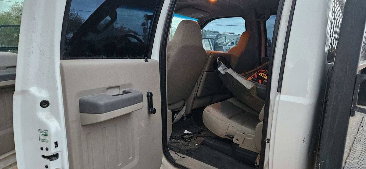 2008 Ford F550 4x4 Crew Cab Super Duty