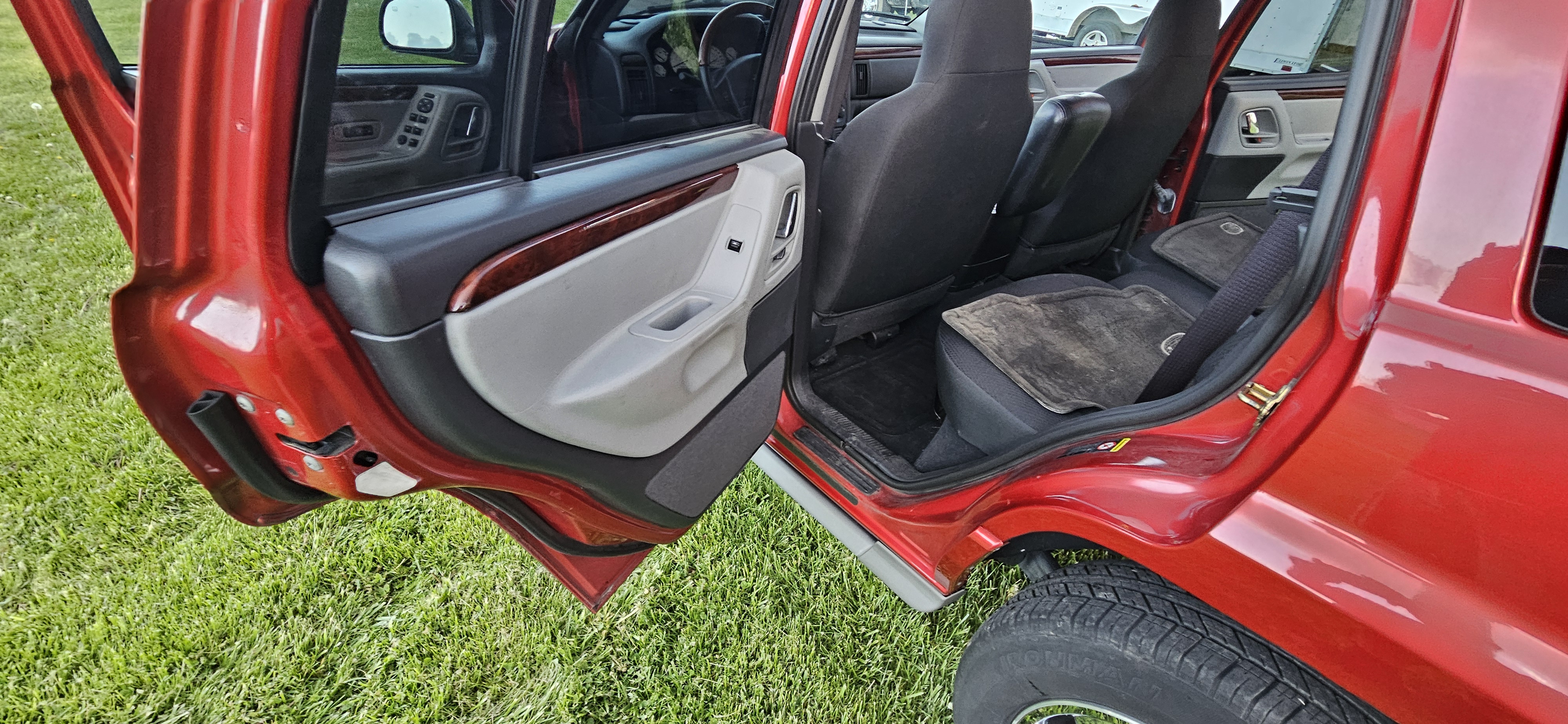2004 Jeep Grand Cherokee Overland