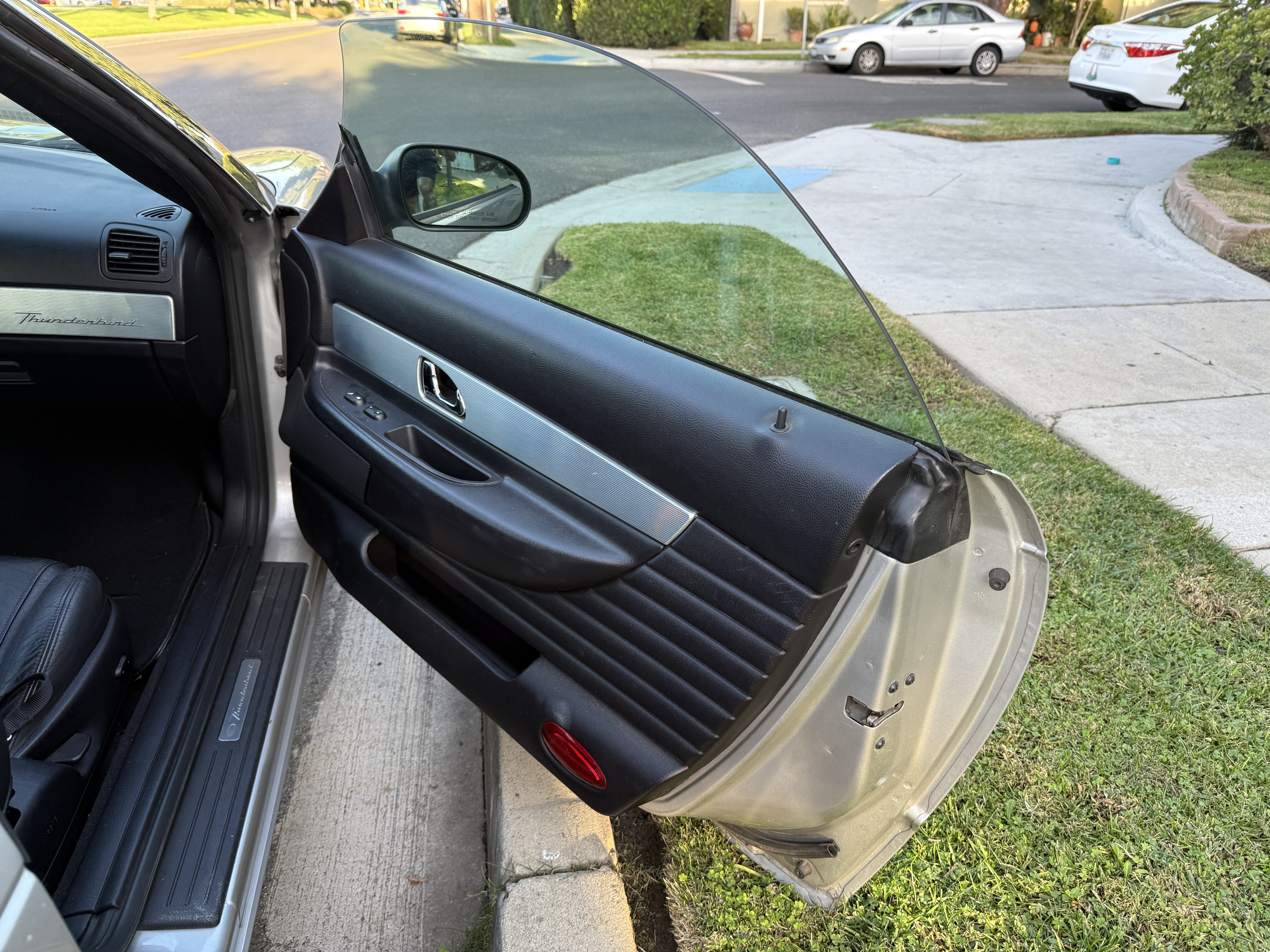 2004 Ford Thunderbird