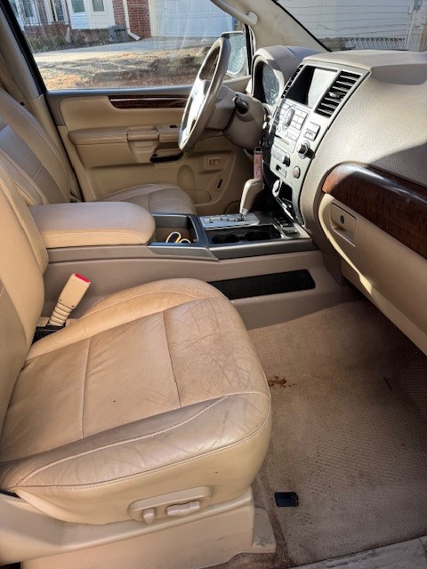 2012 Nissan Armada Platinum