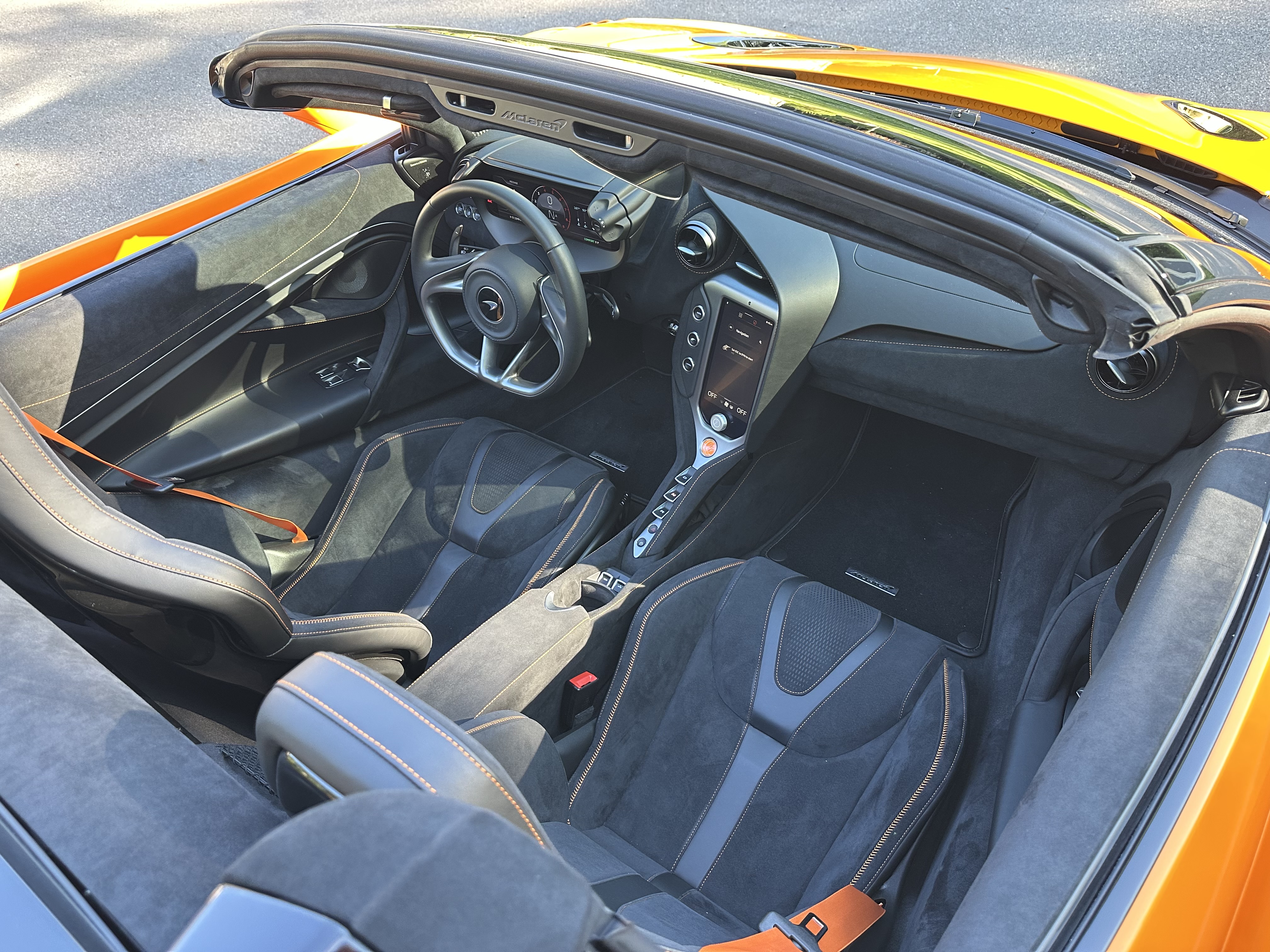 Used 2026 McLaren 750S Spider photo 18