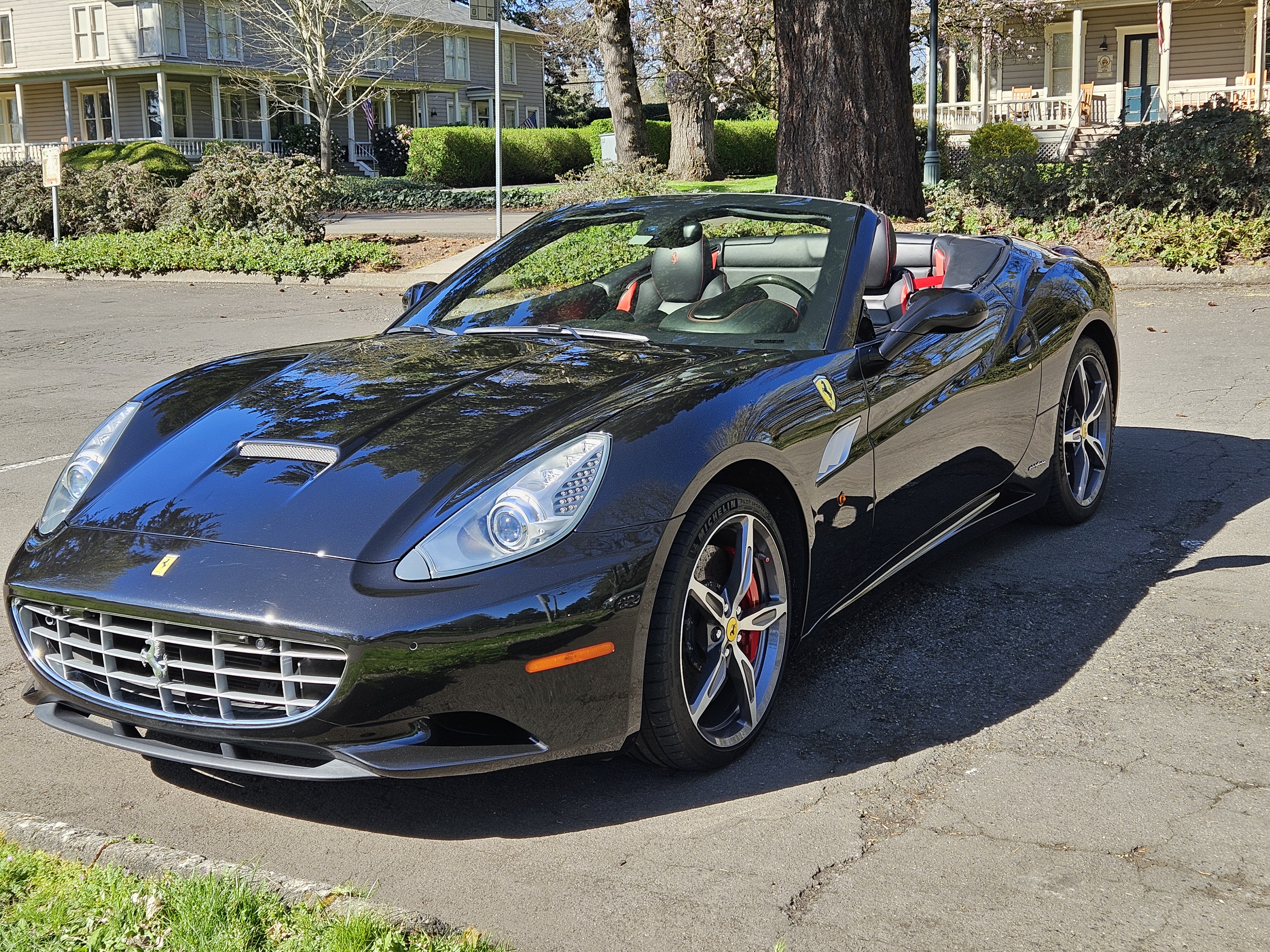 Used 2014 Ferrari California