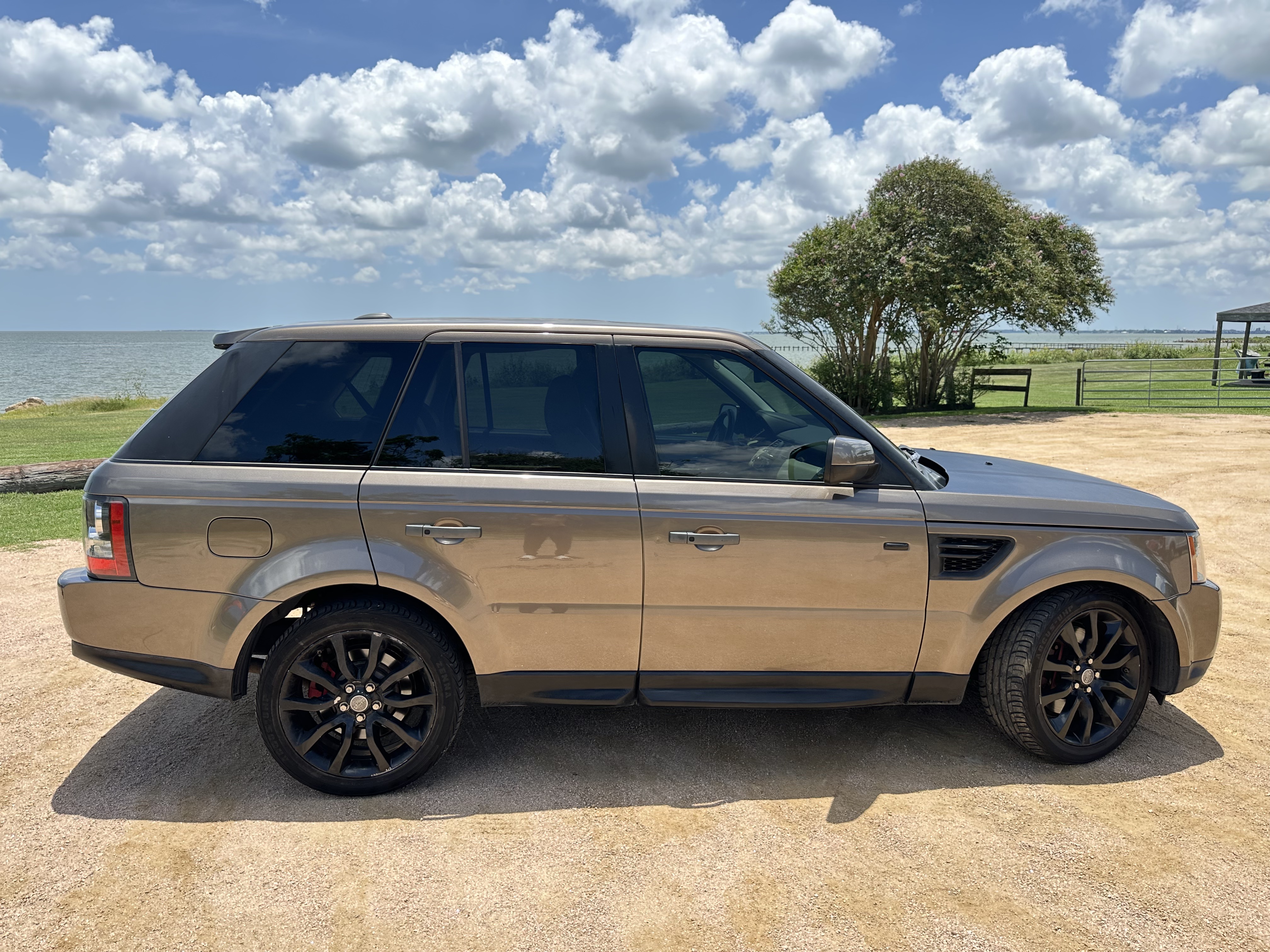 Used 2011 Land Rover Range Rover Sport HSE LUX