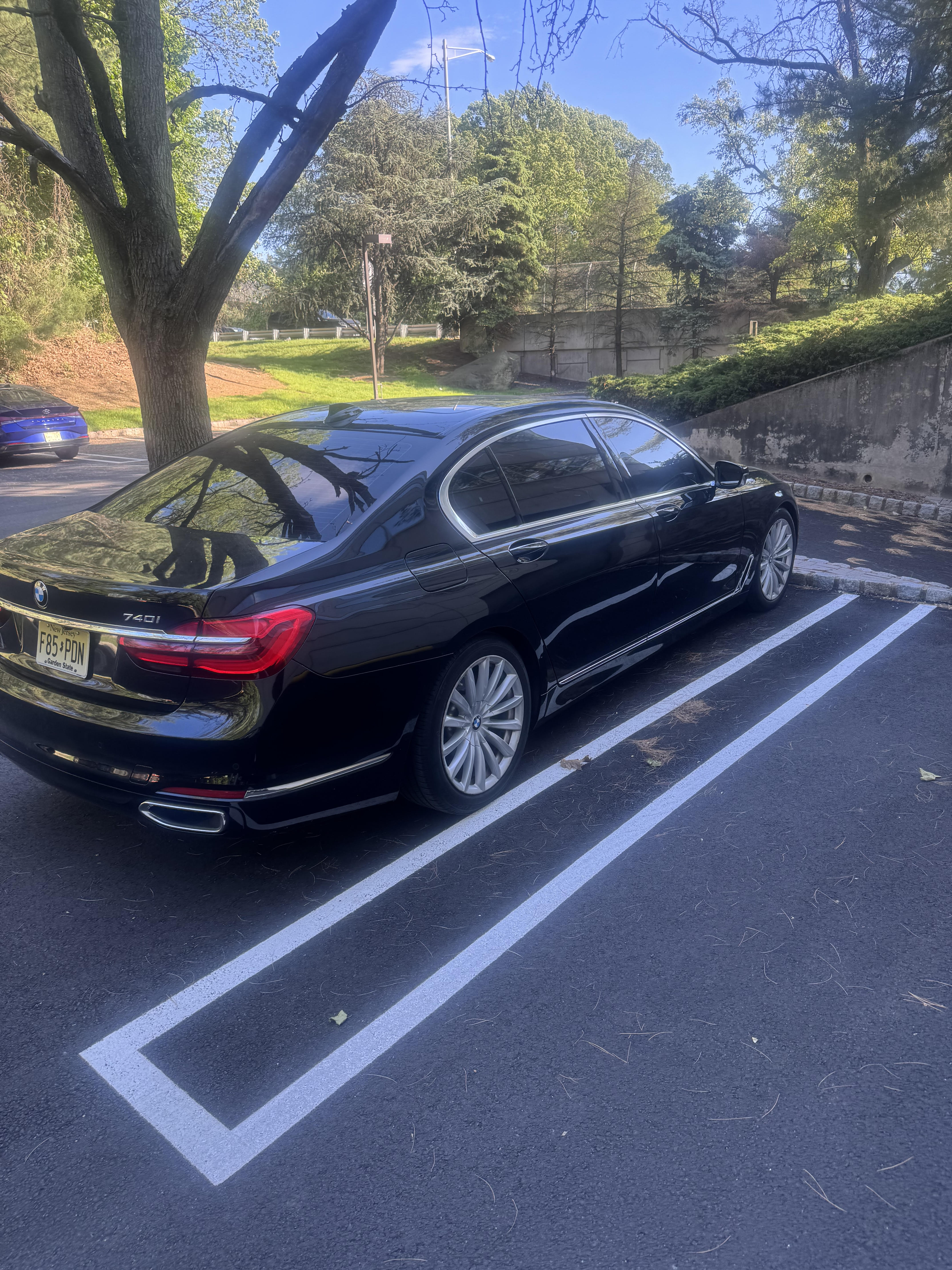 2018 BMW 740i xDrive