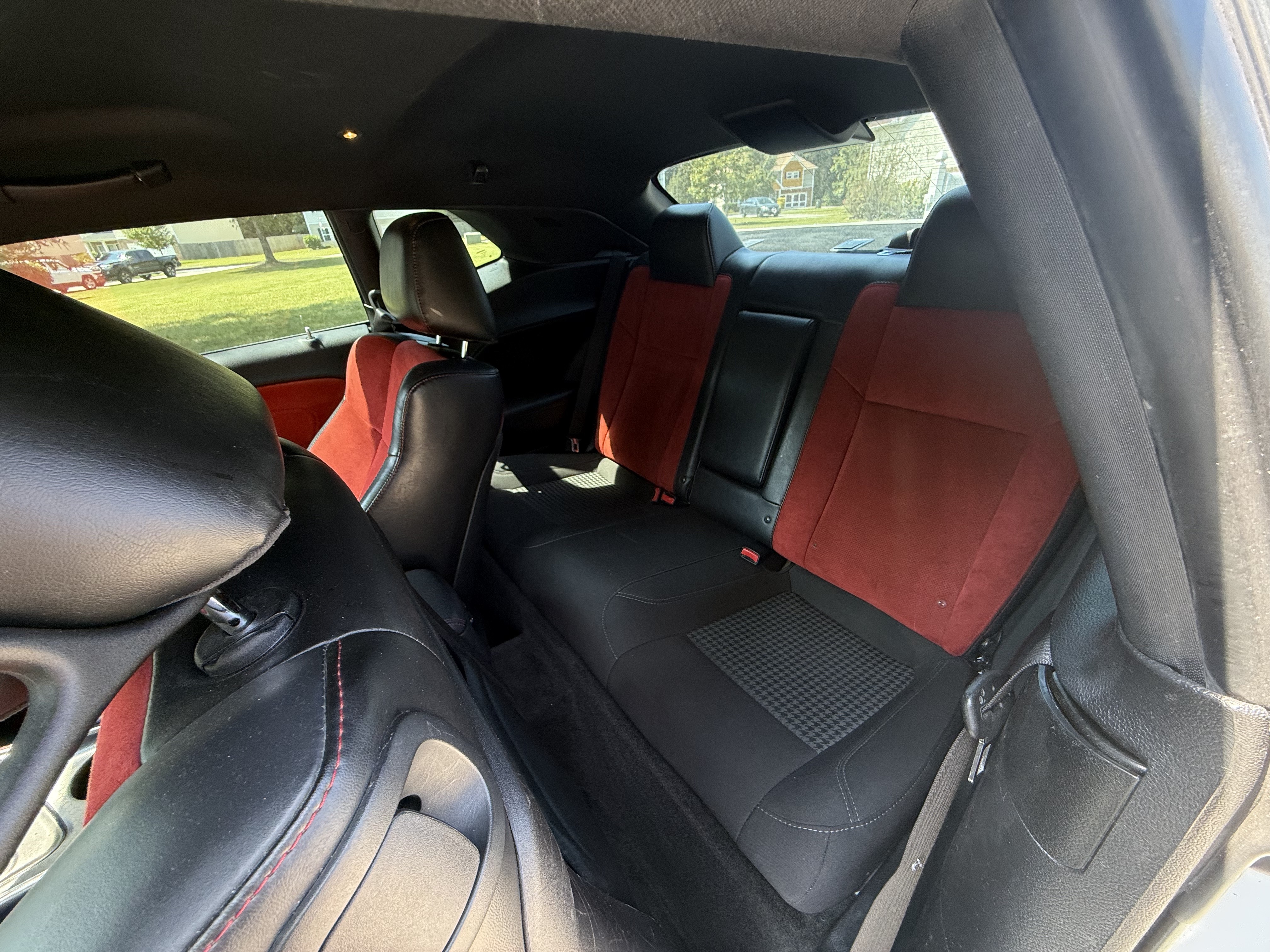 2018 Dodge Challenger SXT Plus