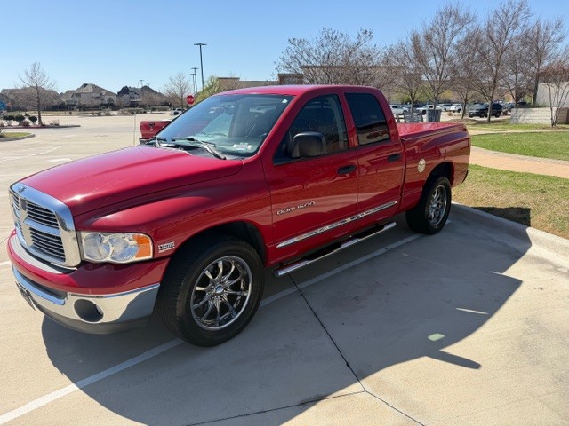 2005 Dodge Ram 1500 Pickup SLT