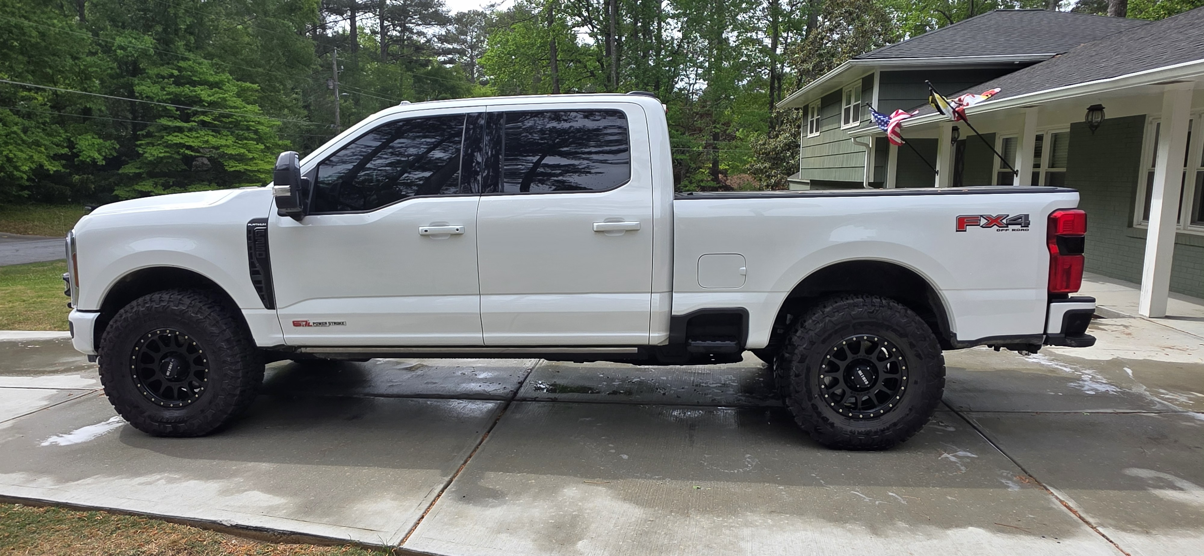 2025 Ford F350 Platinum