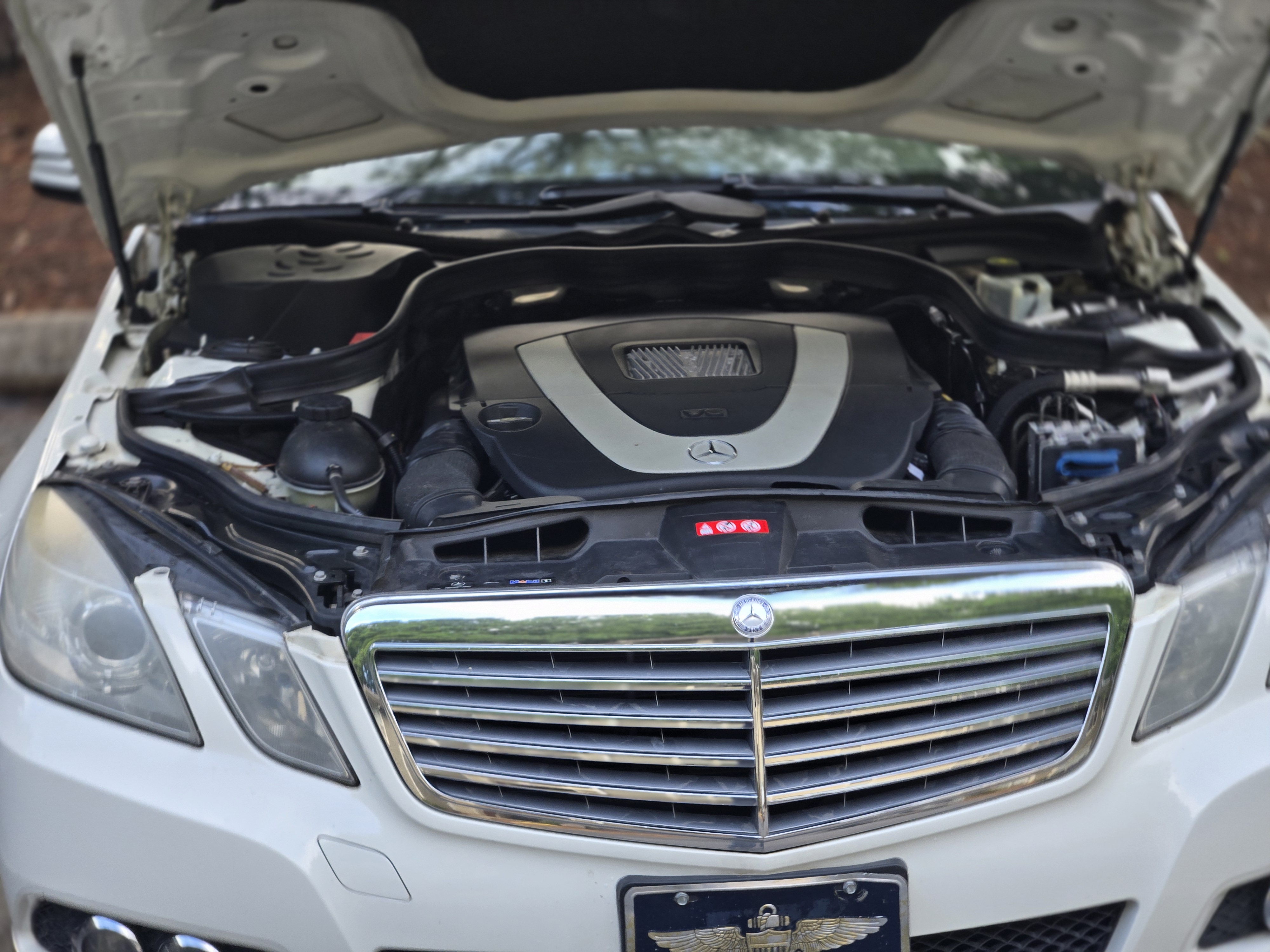 2010 Mercedes-Benz E 350 4MATIC Sedan