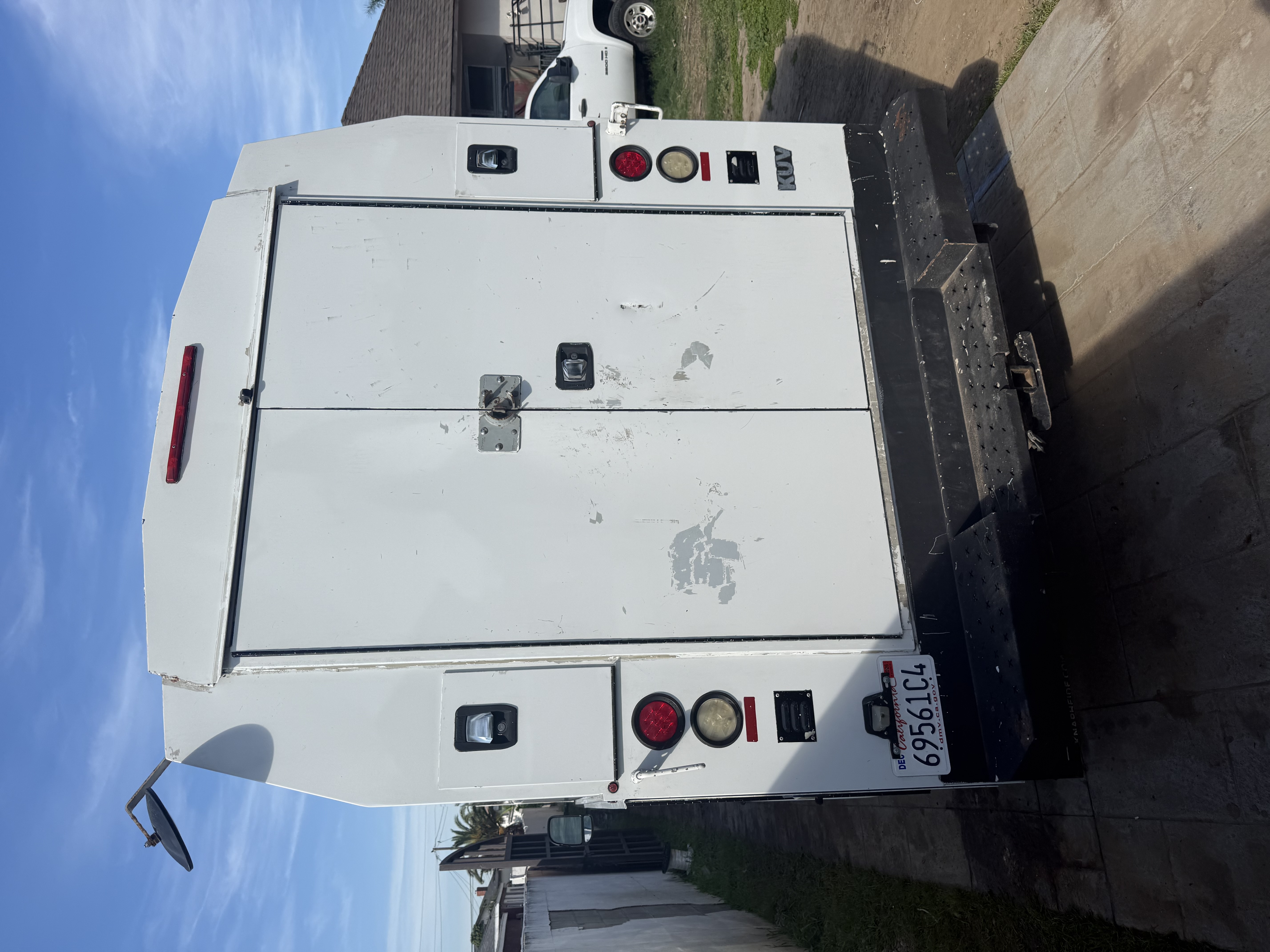 2016 Ford E-350 and Econoline 350 Super Duty