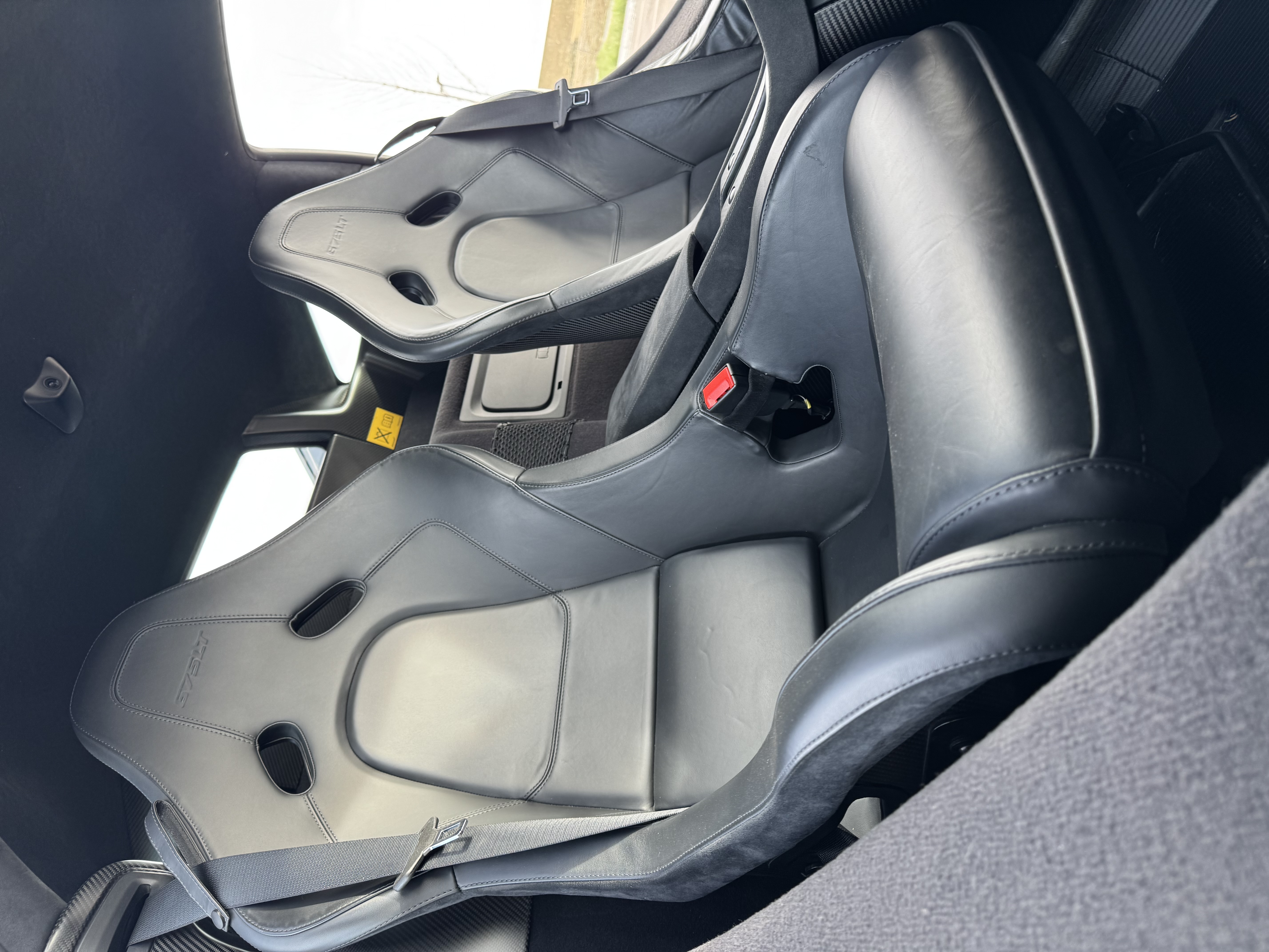 Used 2016 McLaren 675LT Coupe photo 26