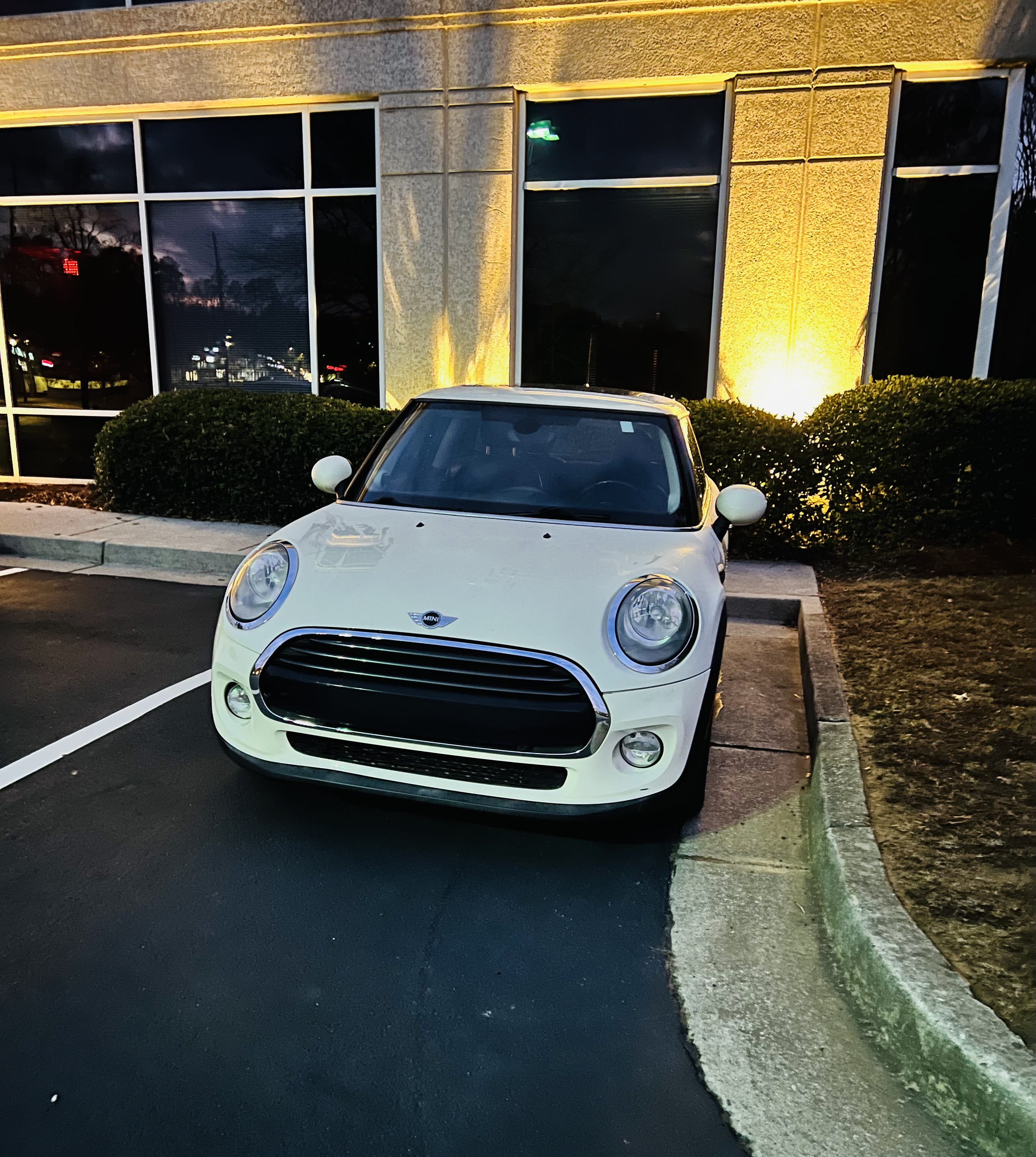 2018 MINI Cooper 2-Door Hardtop