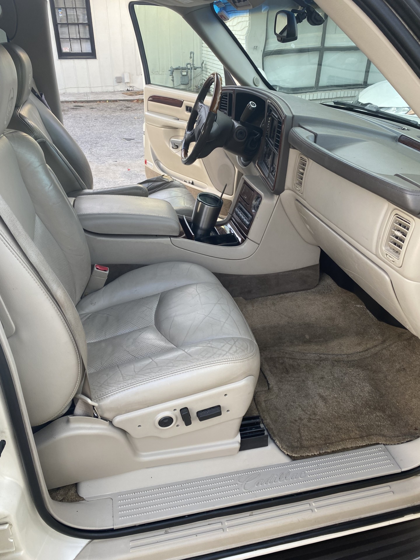 2003 Cadillac Escalade AWD