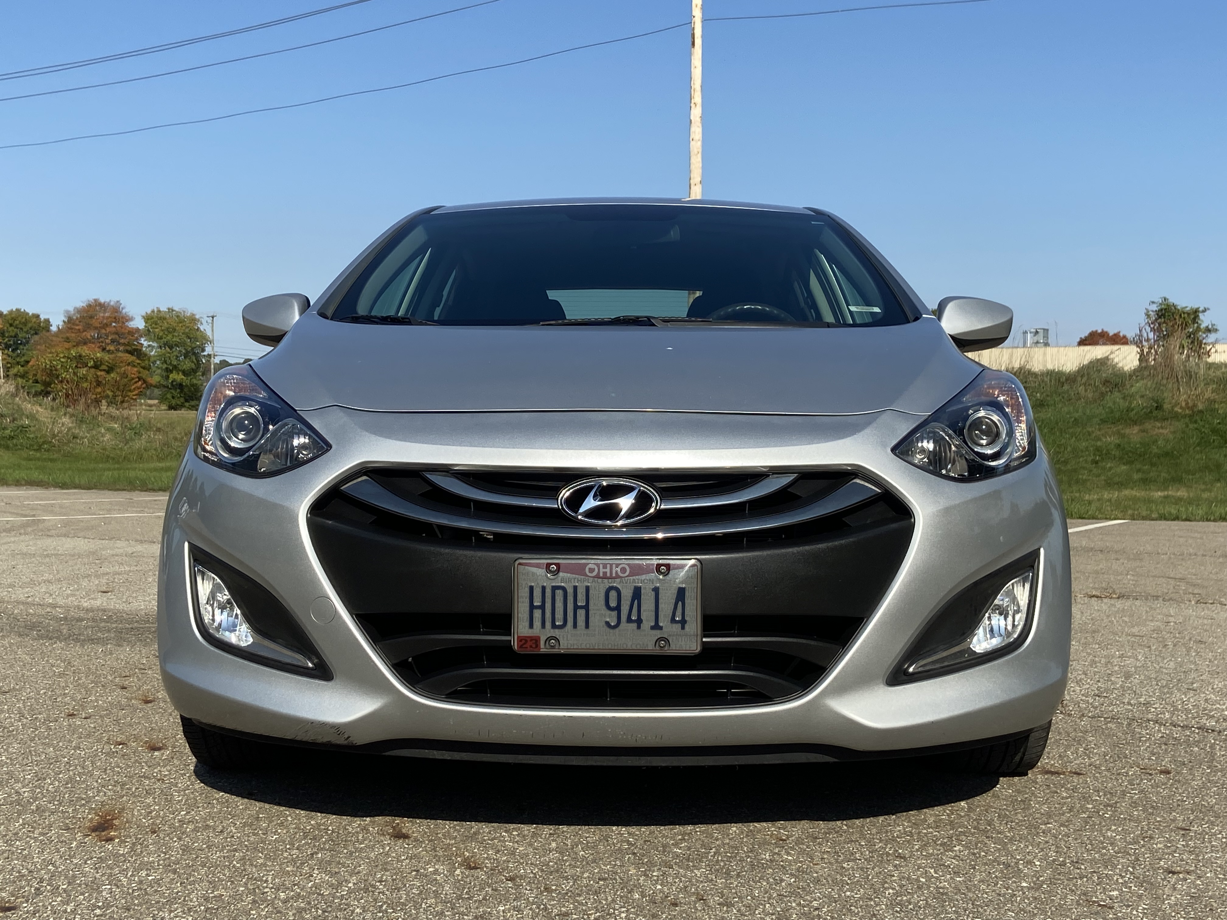2015 Hyundai Accent vs. 2015 Hyundai Elantra: What's the Difference? -  Autotrader