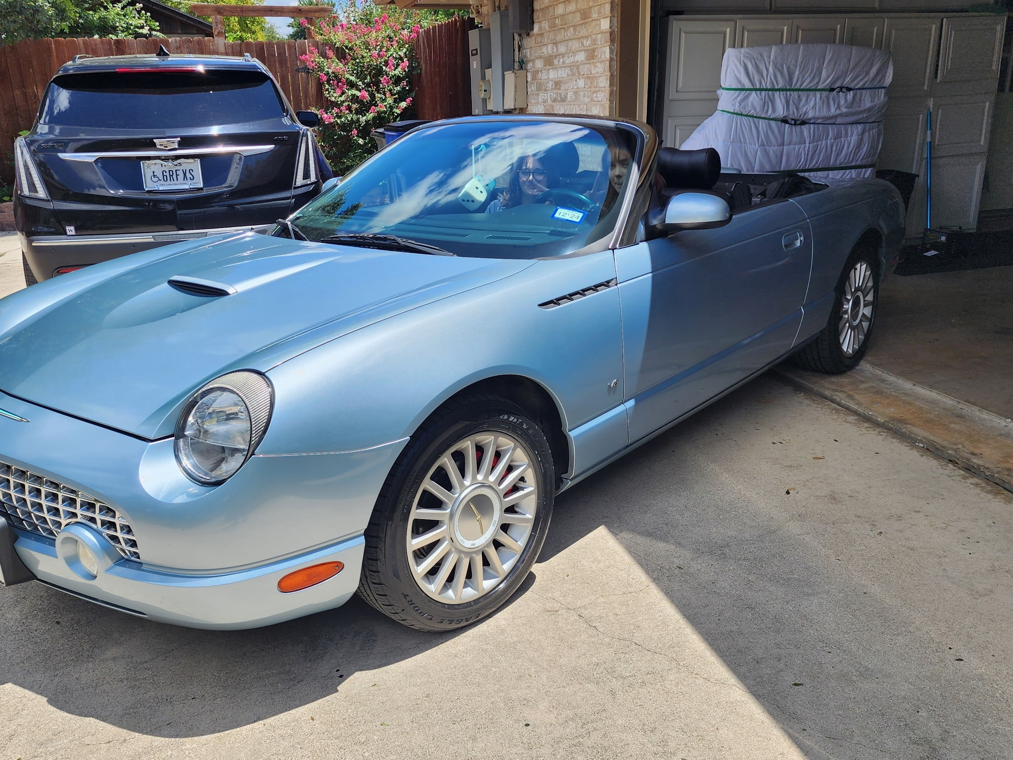2004 Ford Thunderbird